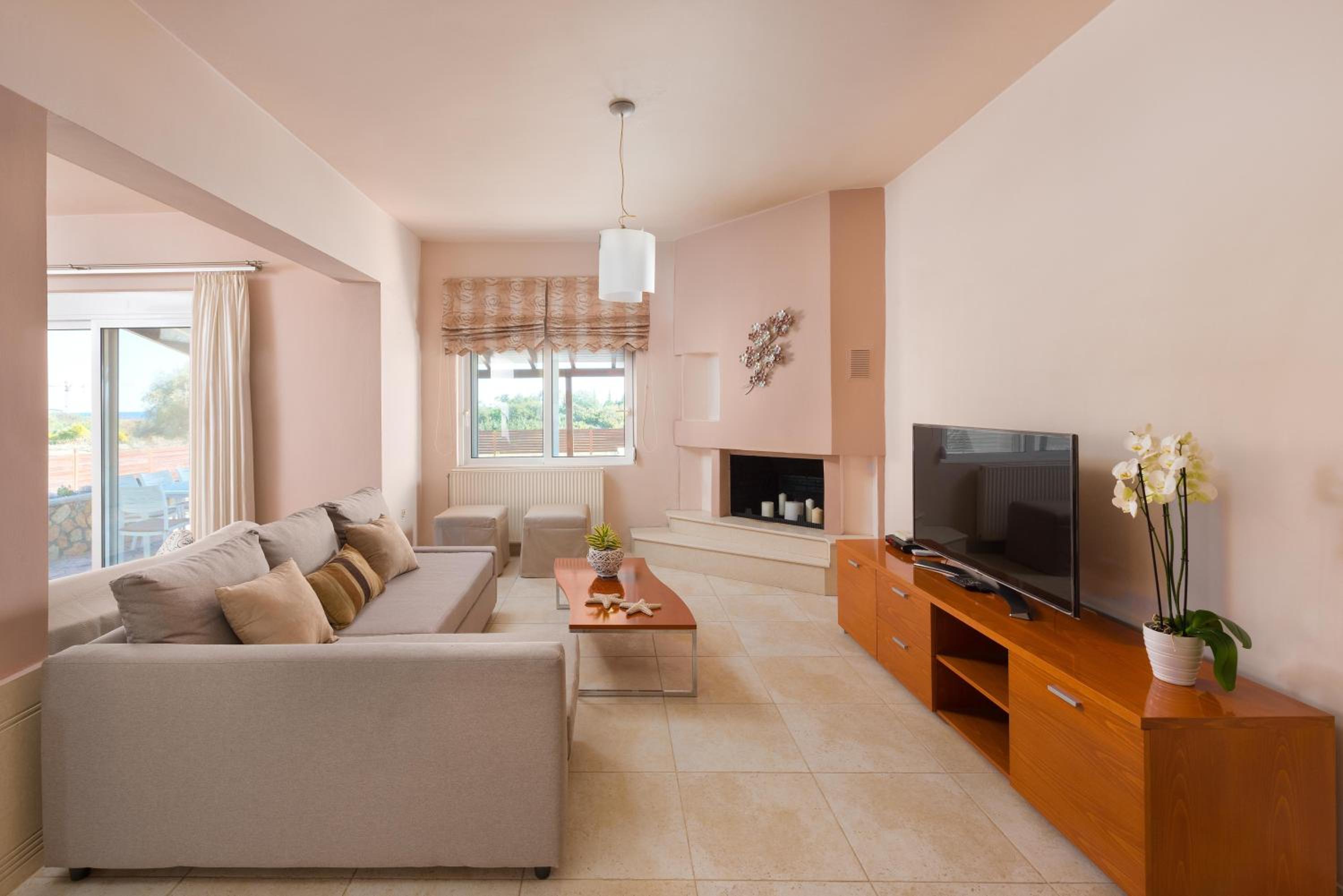 Villa photo 1