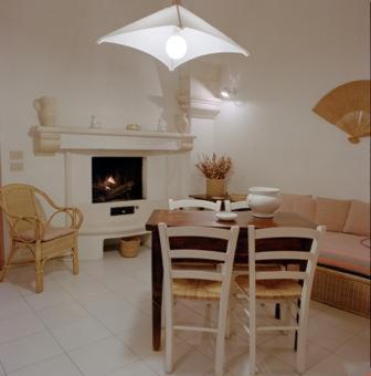 One-Bedroom Apartment (4 Adults) - Photo 9