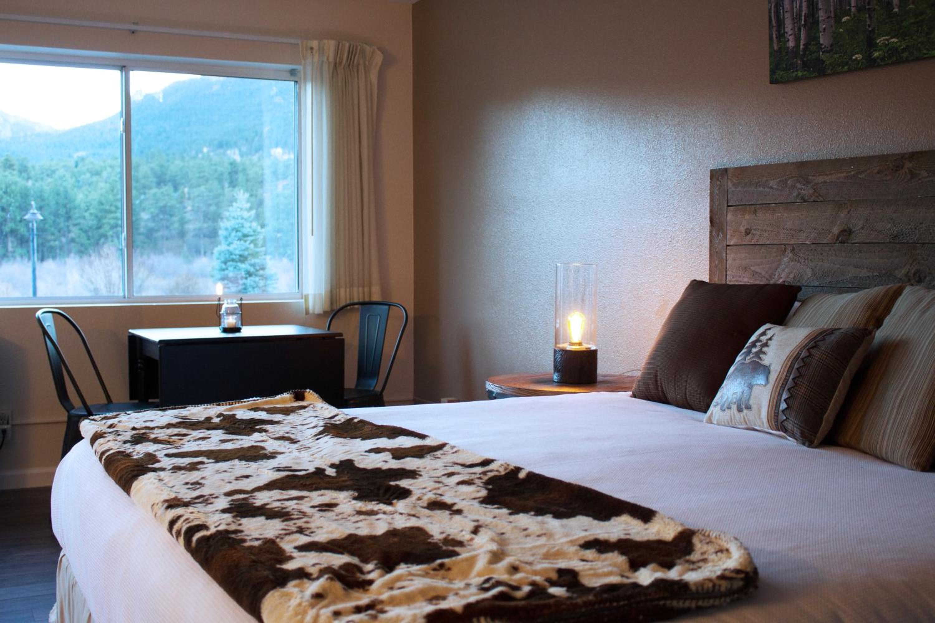 Standard King Room - Photo 6