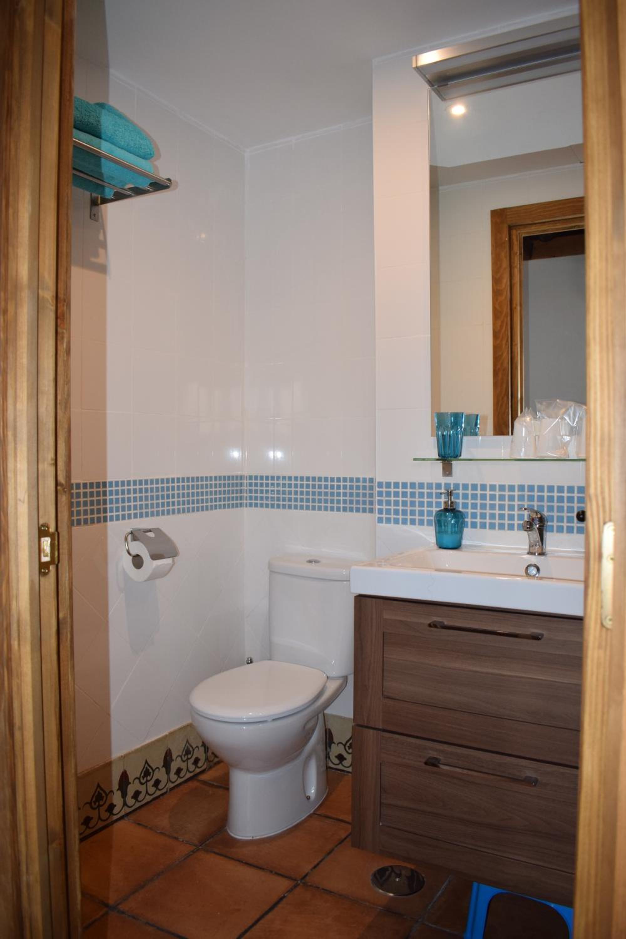 One-Bedroom Apartment - Photo 15