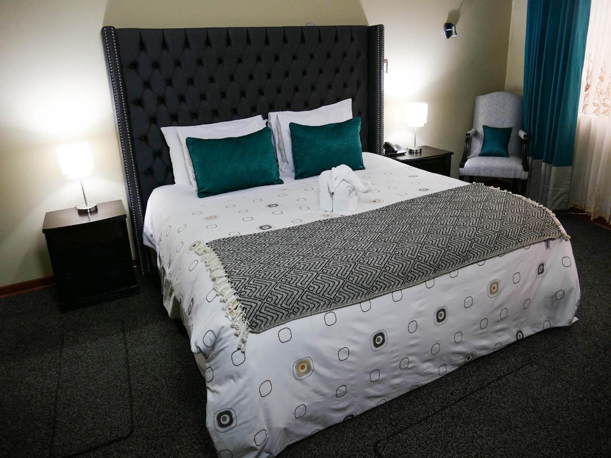 Deluxe King Room photo 2