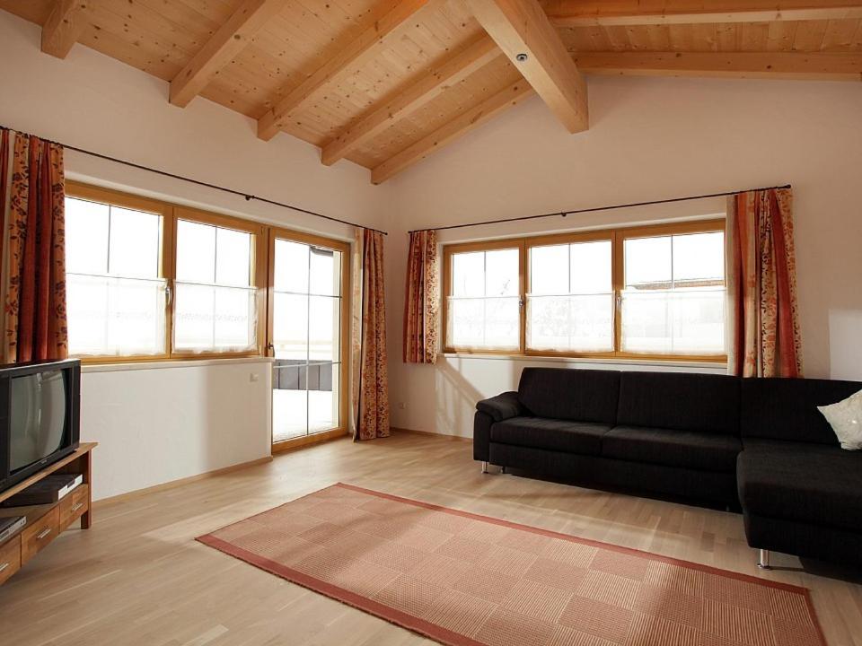 Two-Bedroom Apartment (2-6 Adults) photo 1