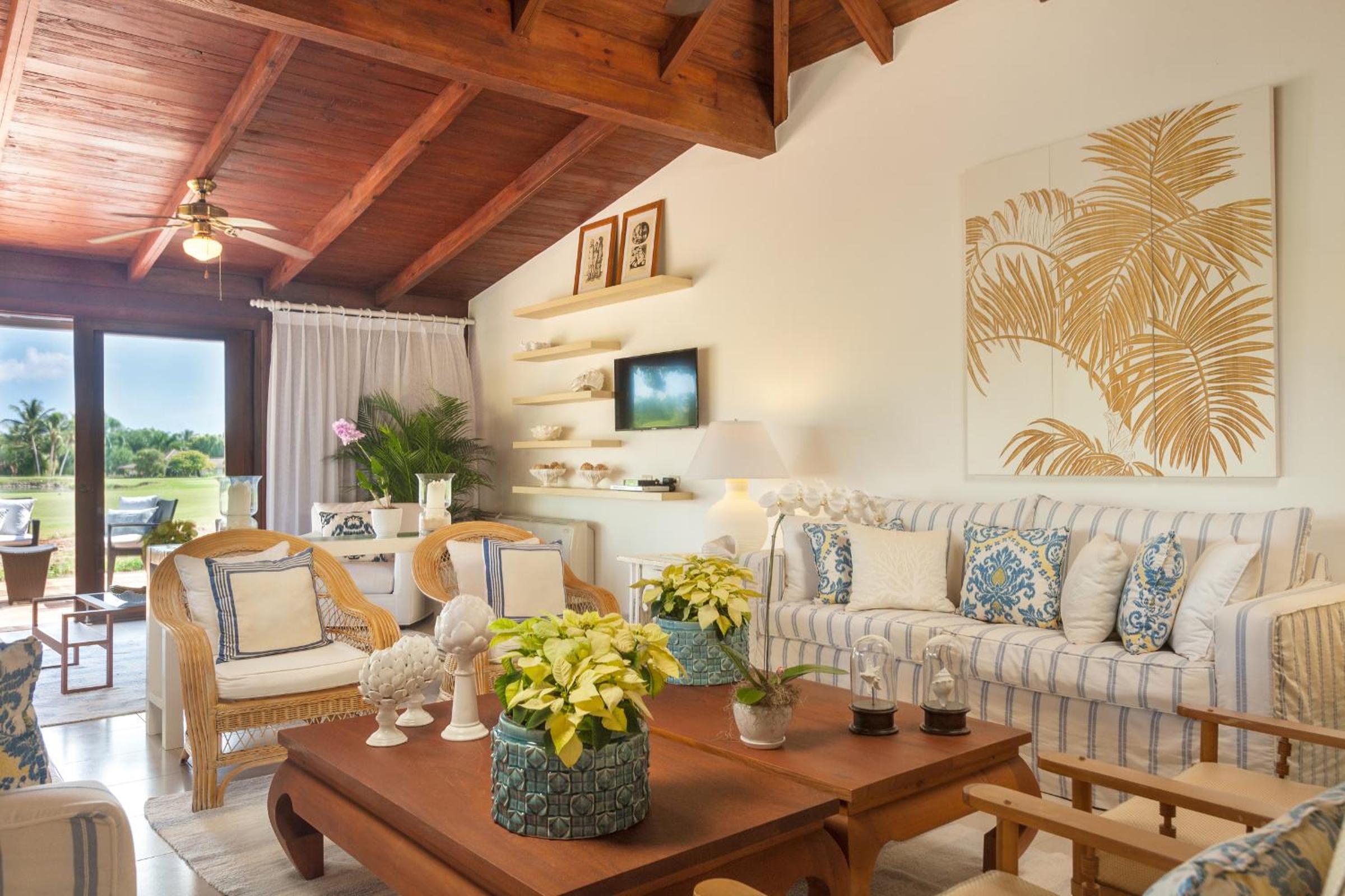 Garden Three-Bedroom Villa - Golf Cart Included