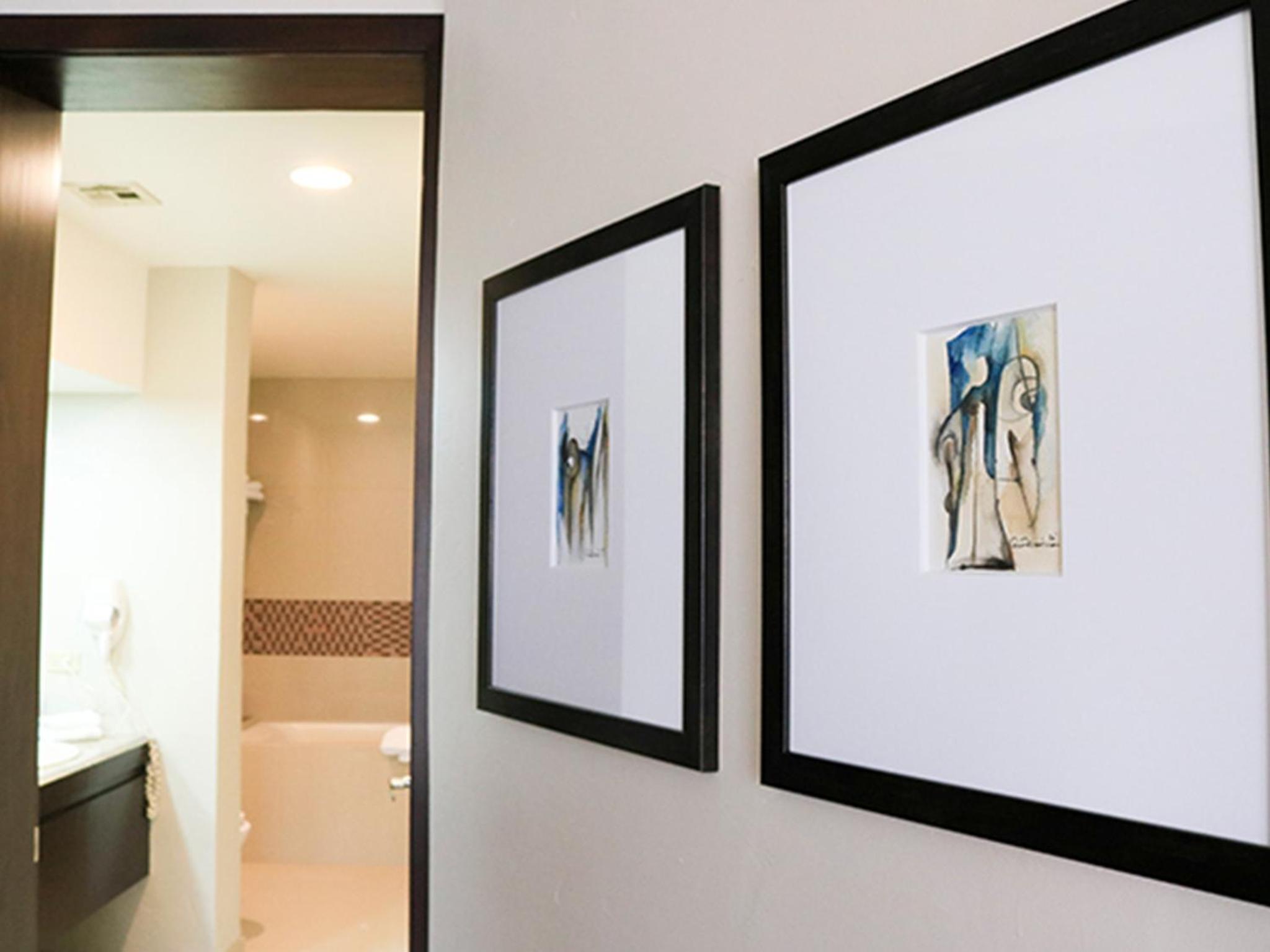 Deluxe Suite - Photo 3