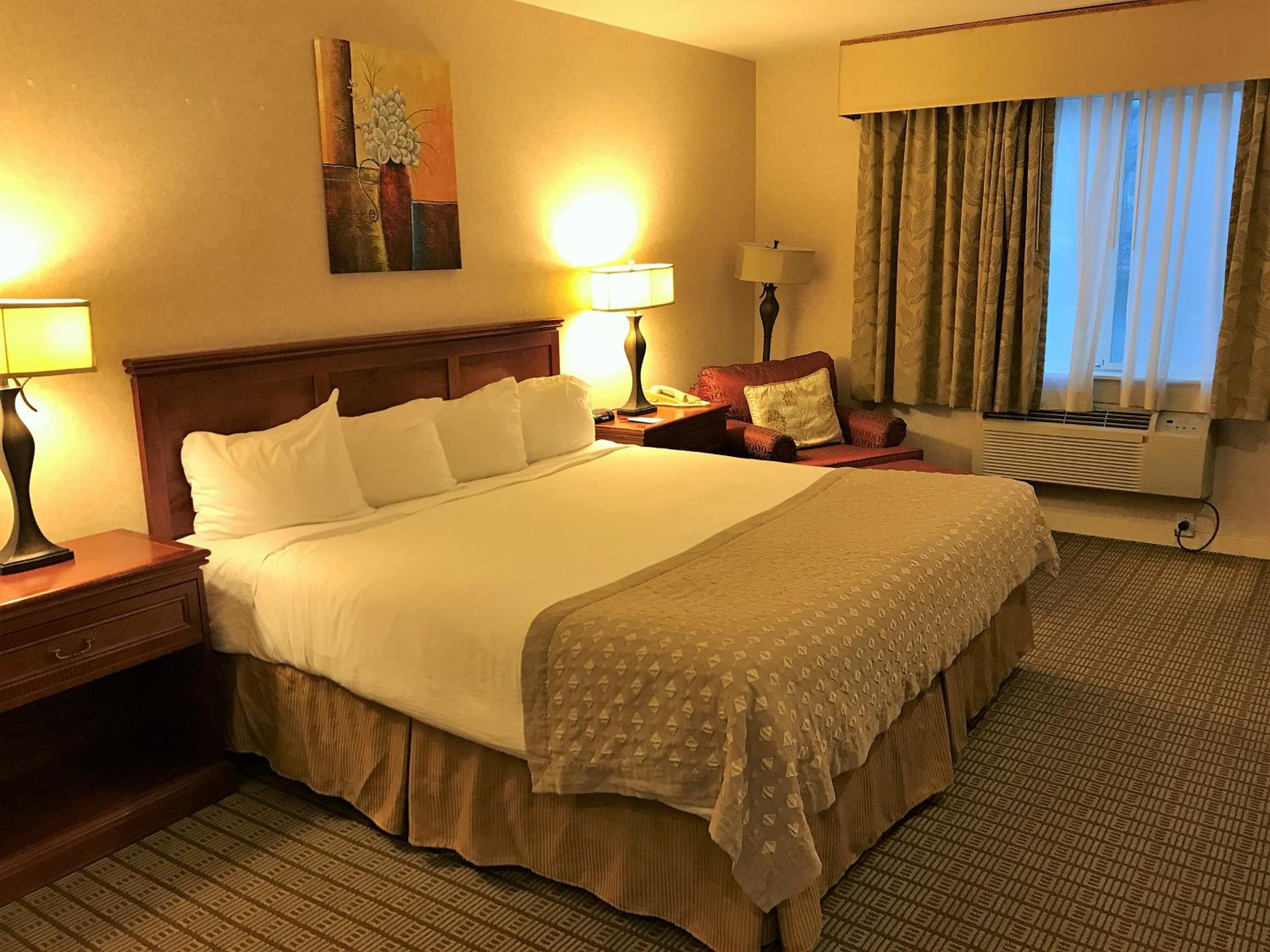 King Room - Non-Smoking - Photo 1