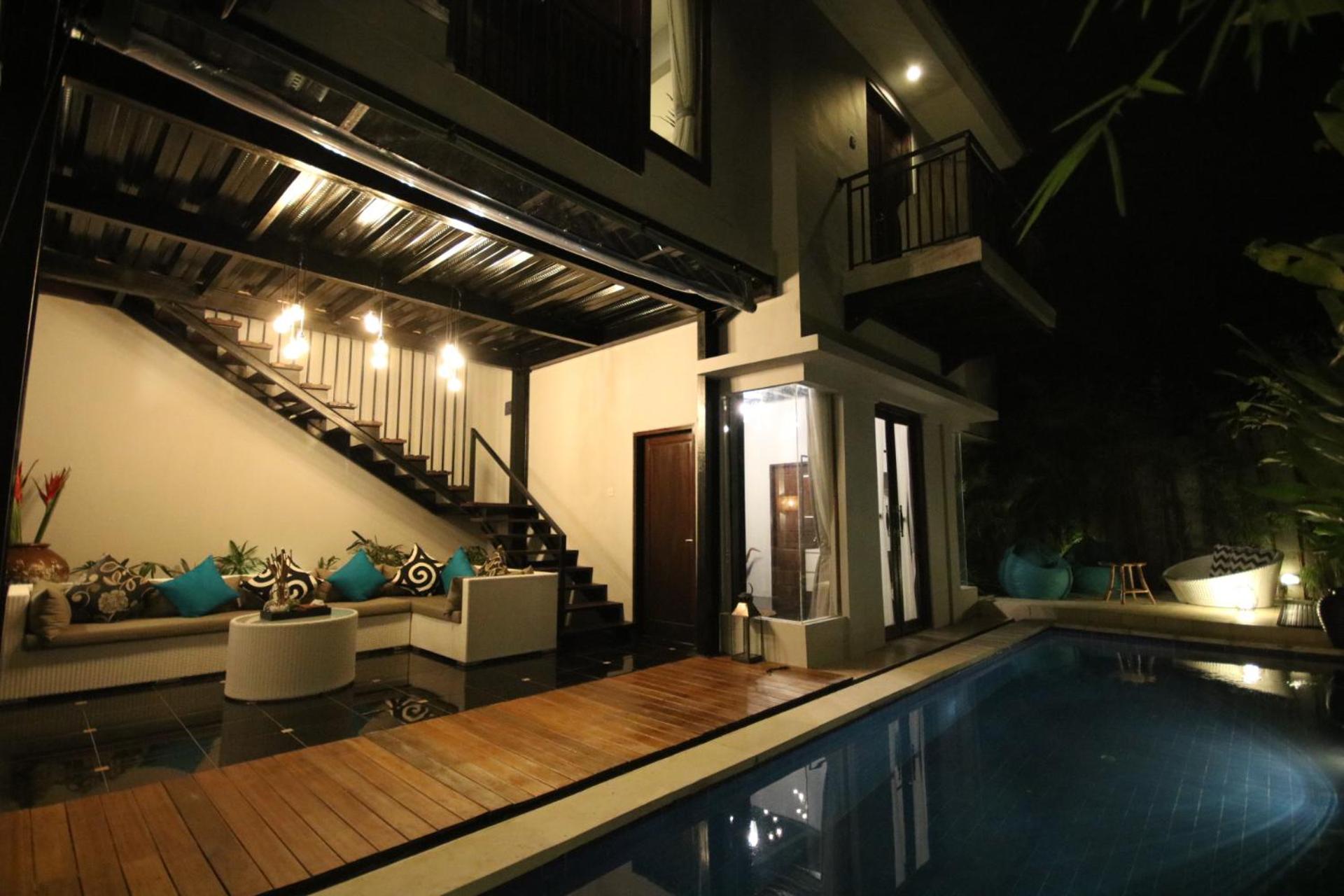 Three-Bedroom Villa - Photo 33