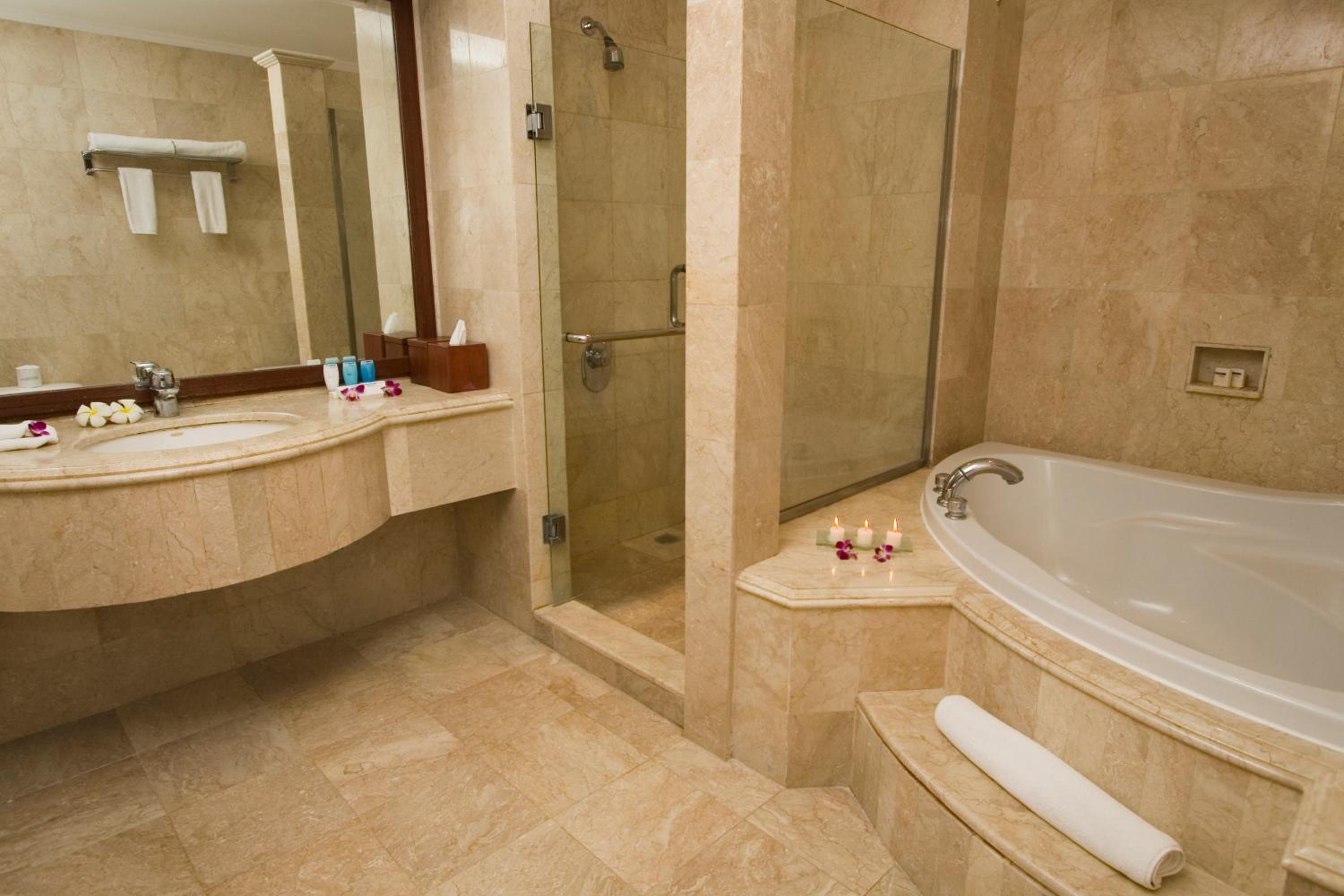 Deluxe Ocean Room - Photo 2