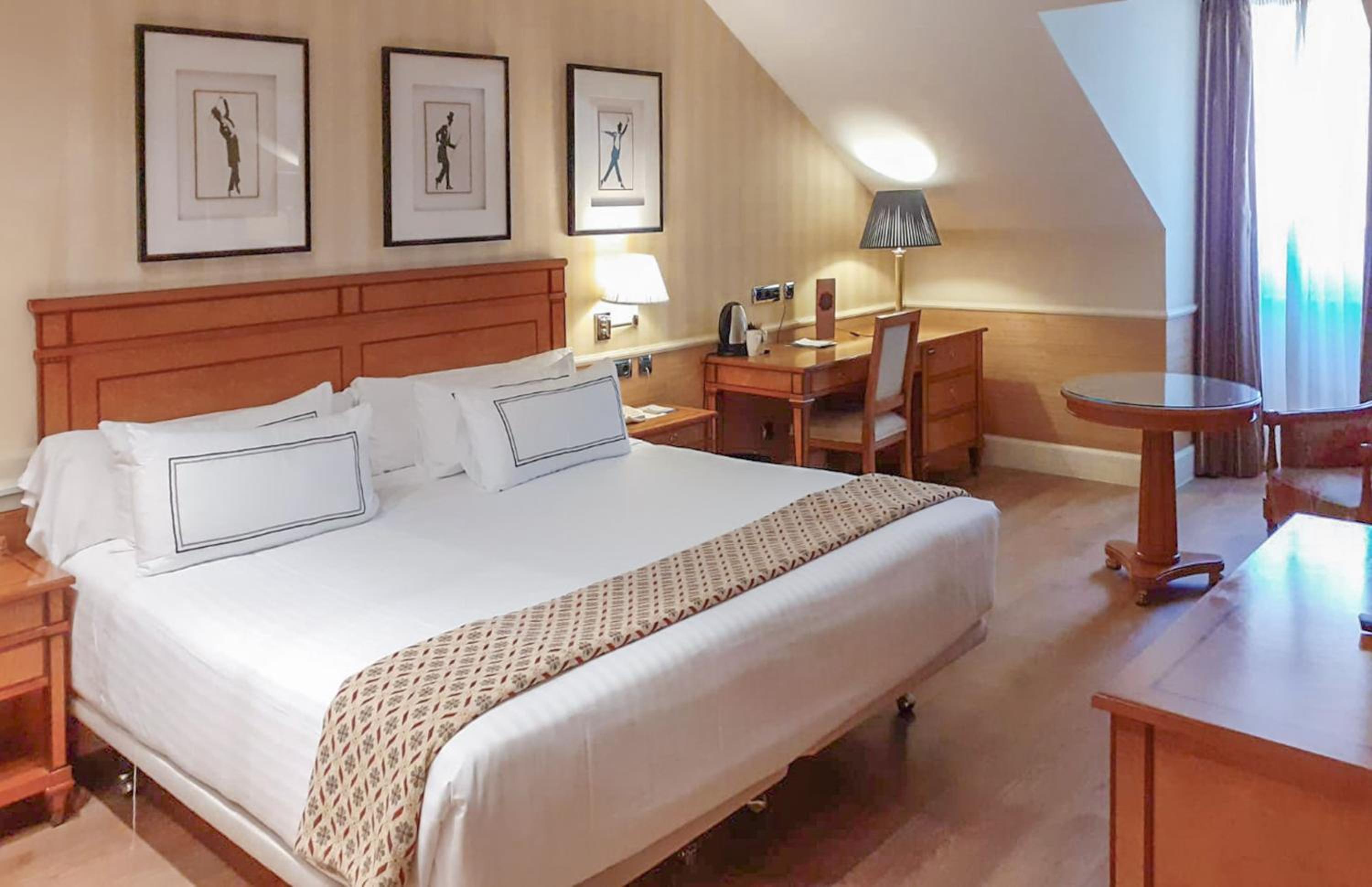 Premium Room