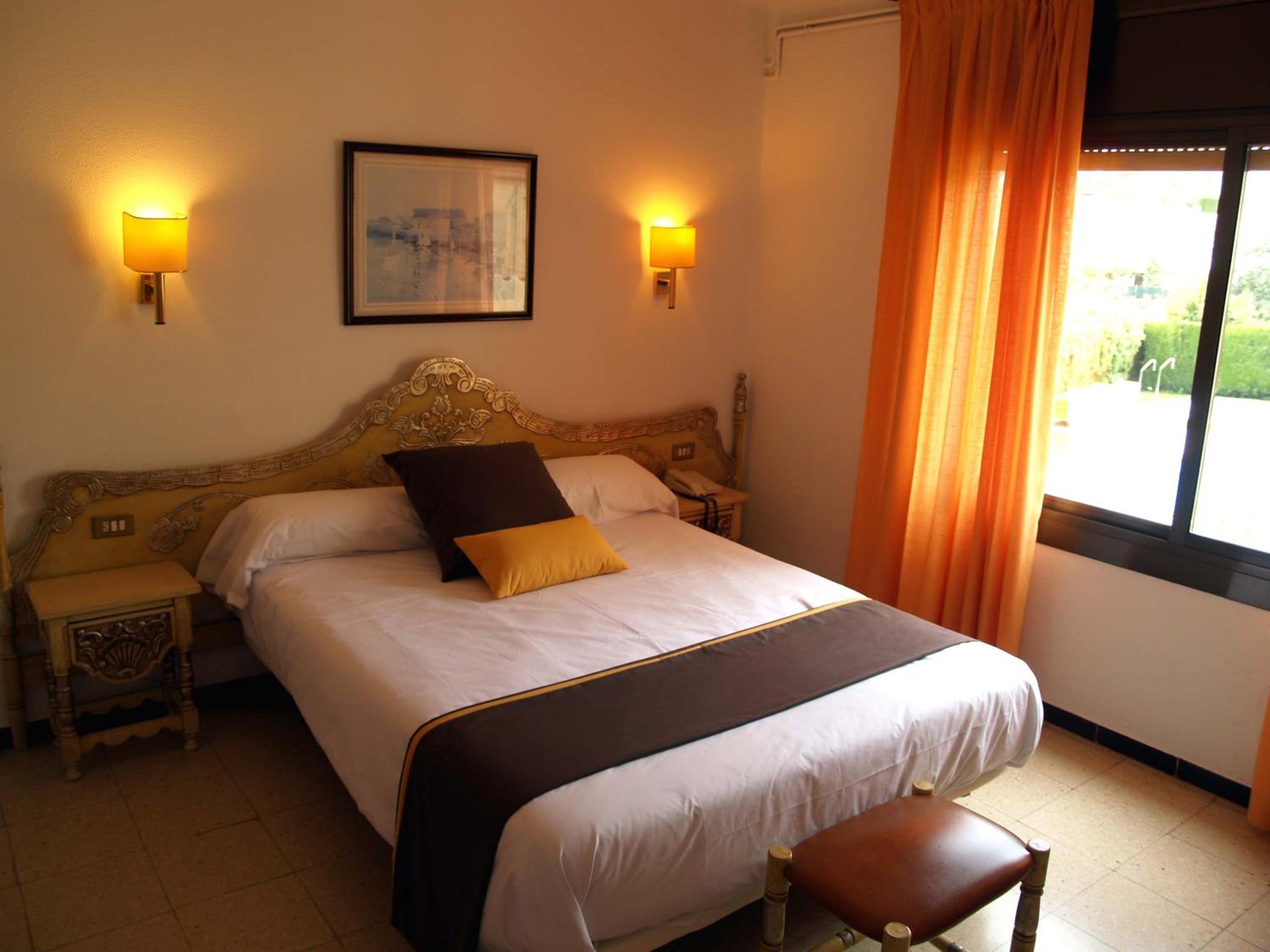 Double or Twin Room - Photo 1