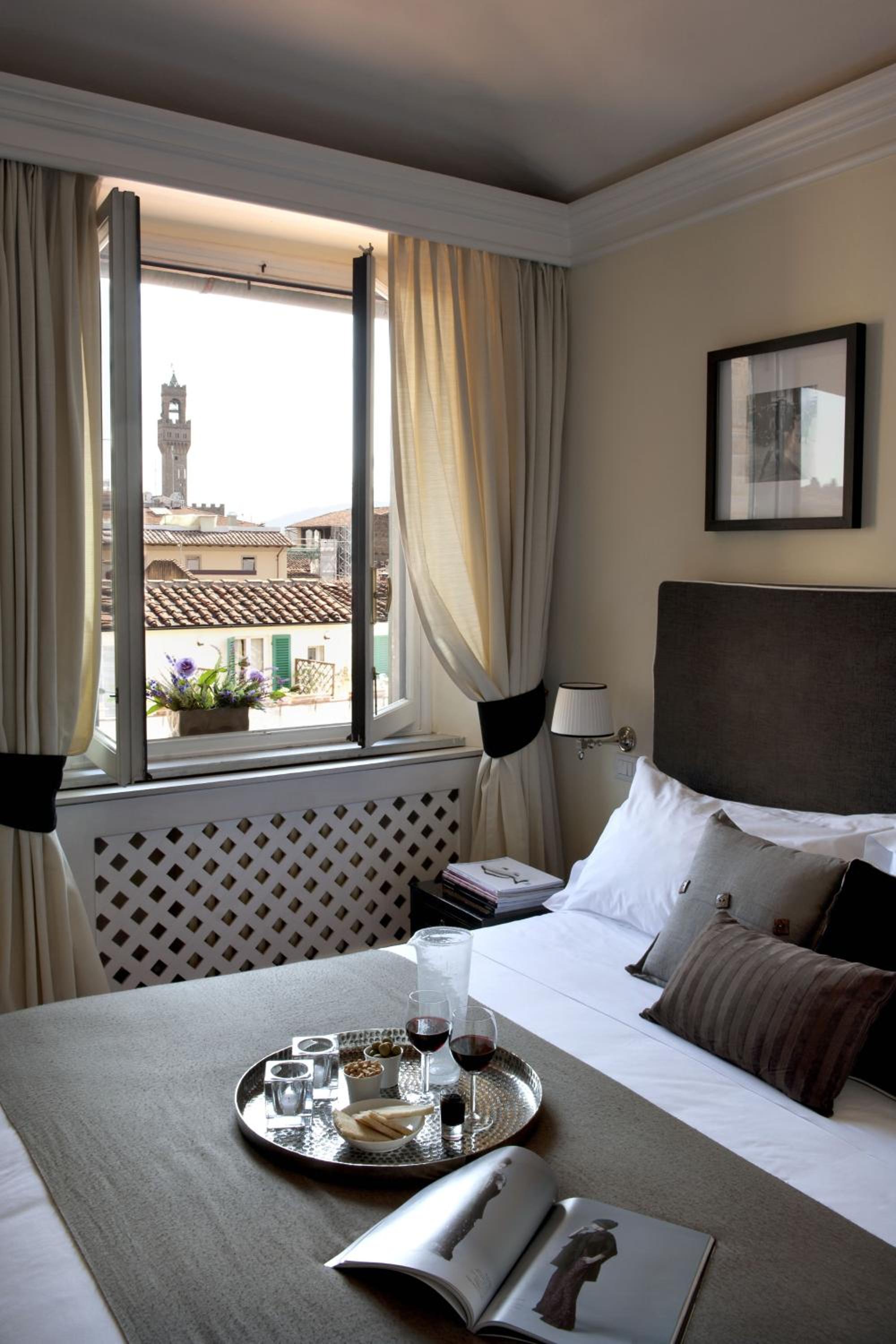 Suite with Tower View photo 1