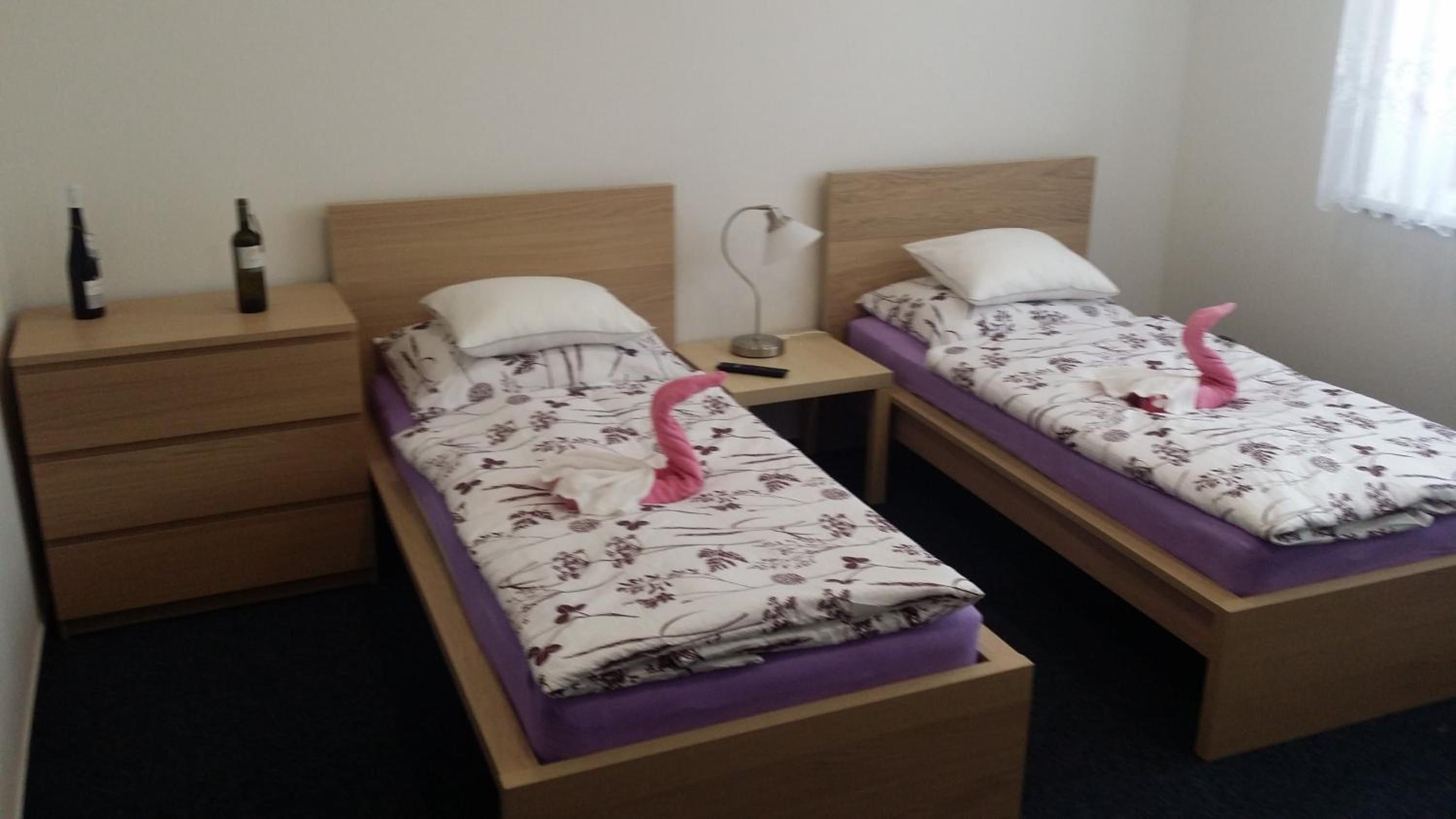 Twin Room with Private Bathroom photo 1