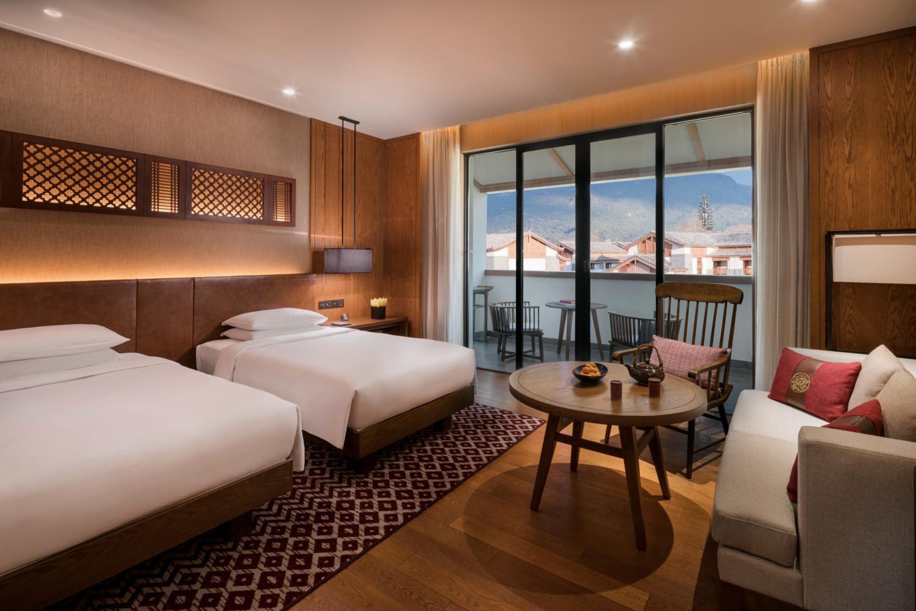 Superior Twin Room with Lake View