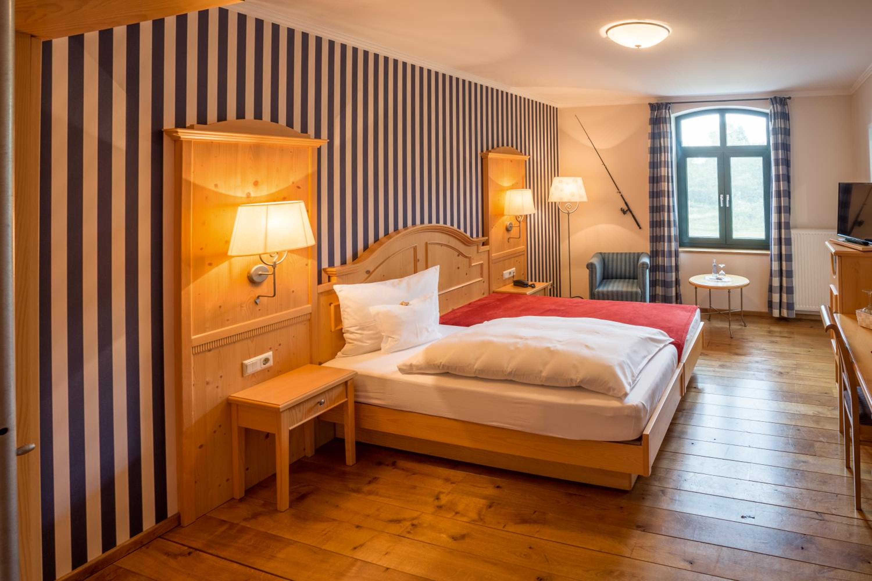 Standard Double Room - Photo 10