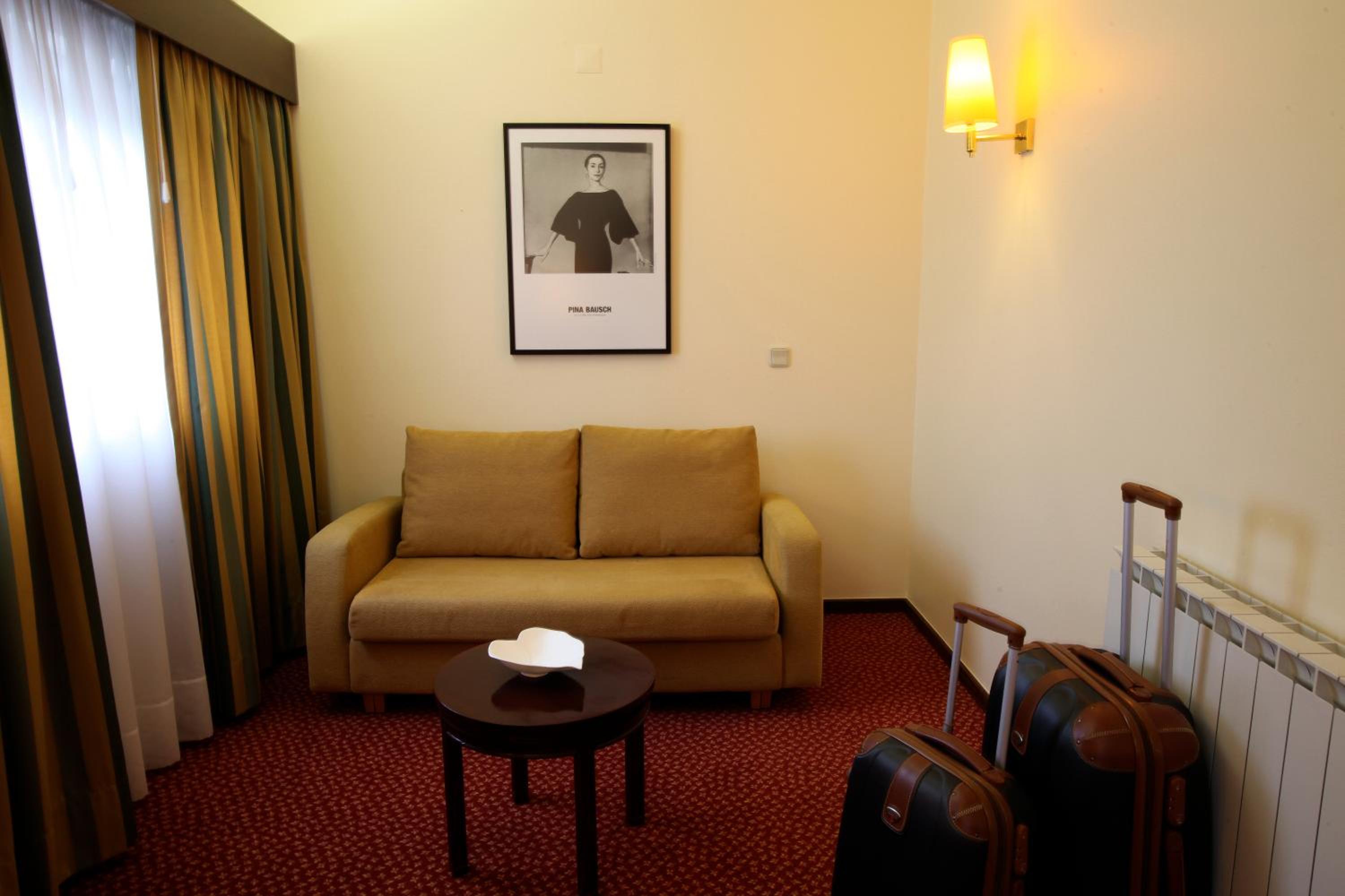 Triple Room - Photo 3