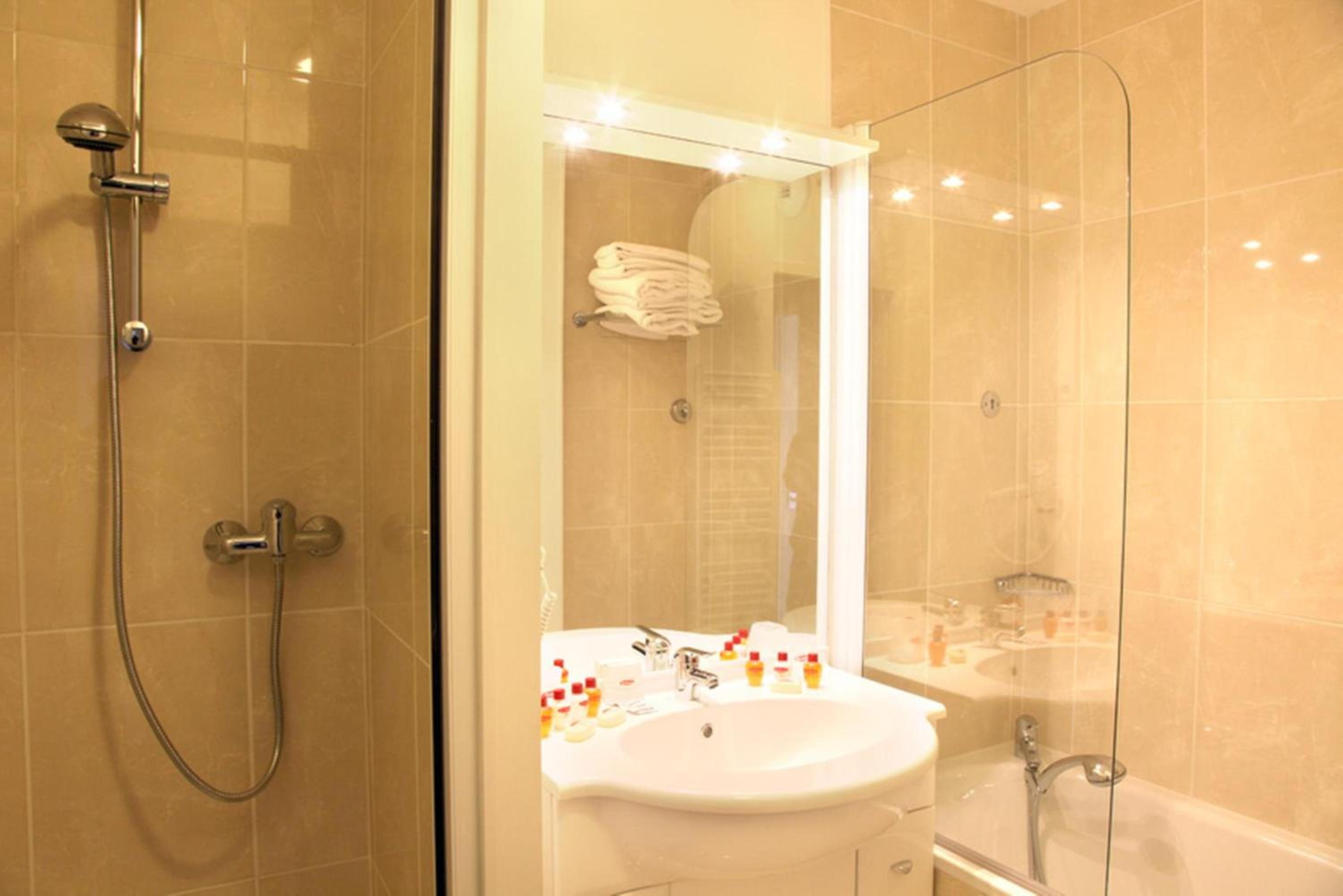 Junior Suite (4 People) - Photo 2