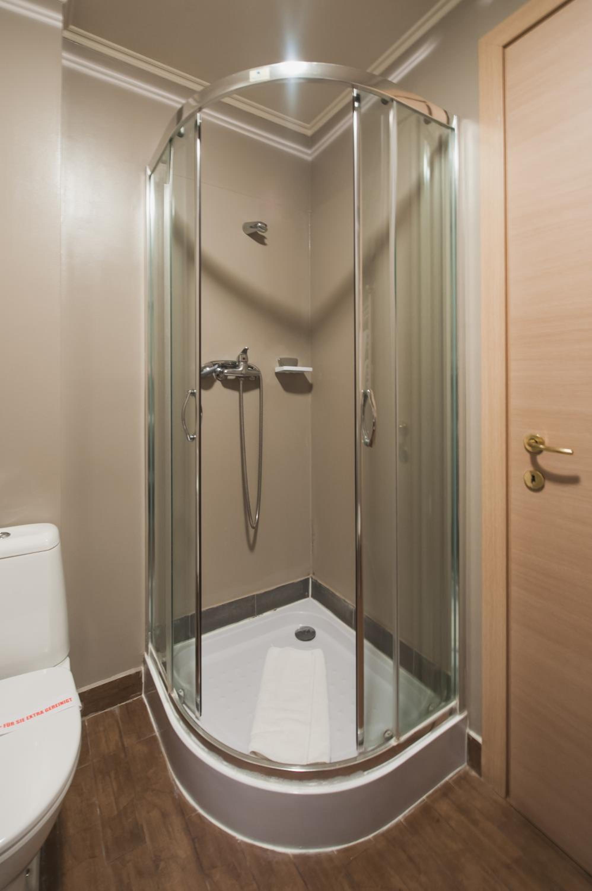 Family Apartment - Photo 6