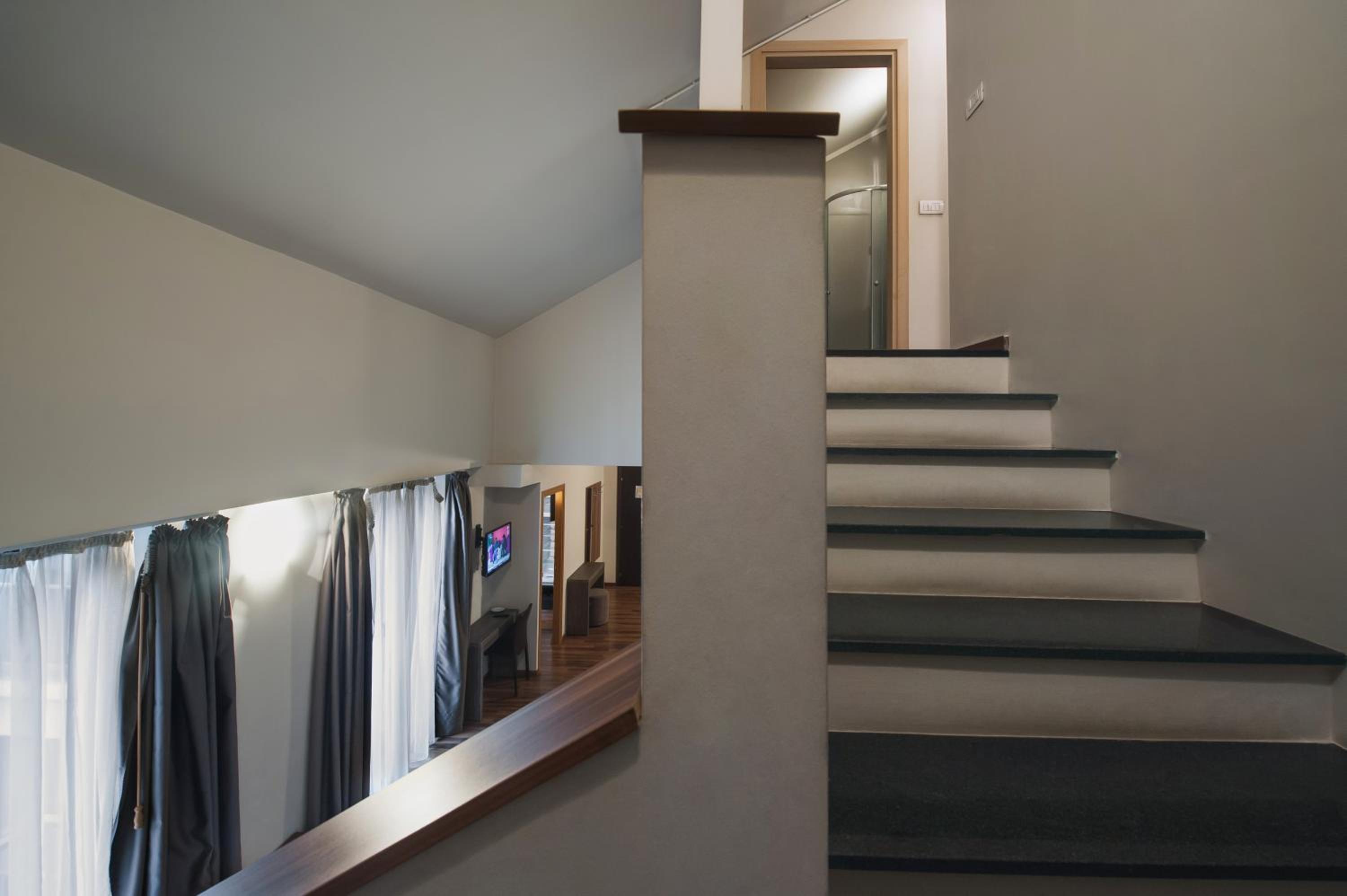 Family Apartment - Photo 18