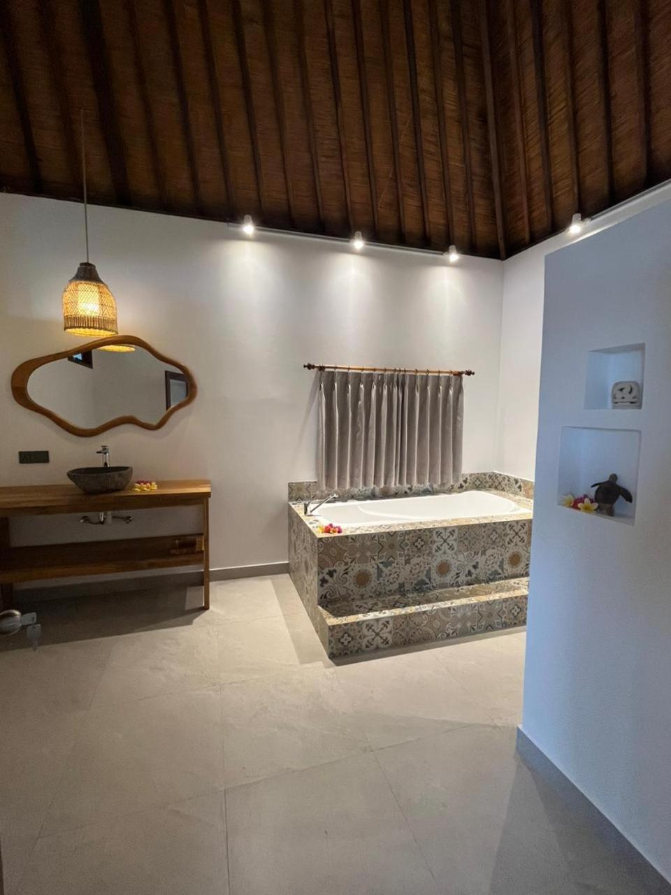 Deluxe Triple Villa Sea View photo 1