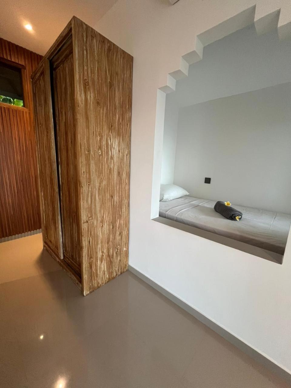 Deluxe Triple Villa Sea View photo 2