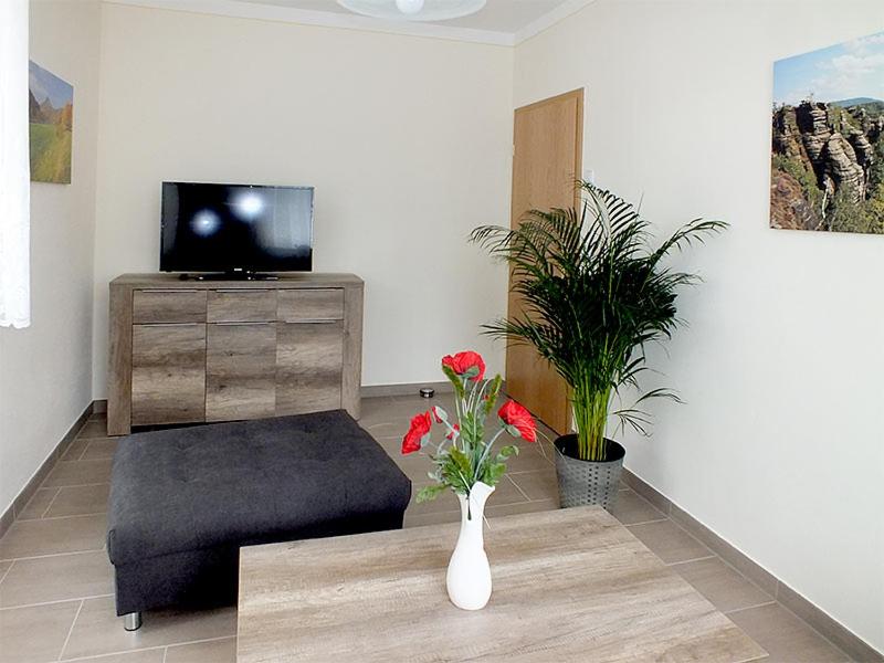 Apartment with Balcony photo 1