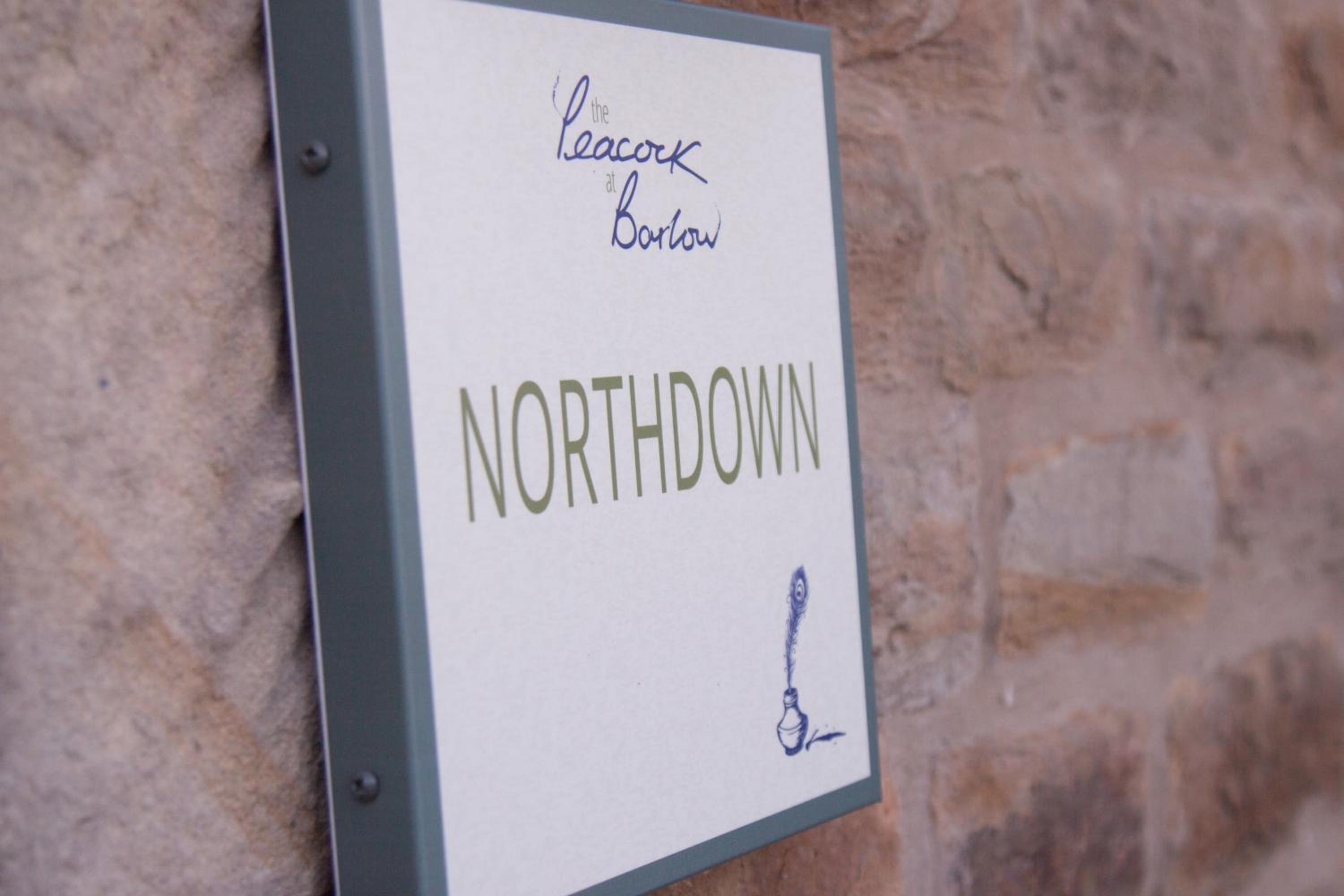 NORTHDOWN - King Room photo 2