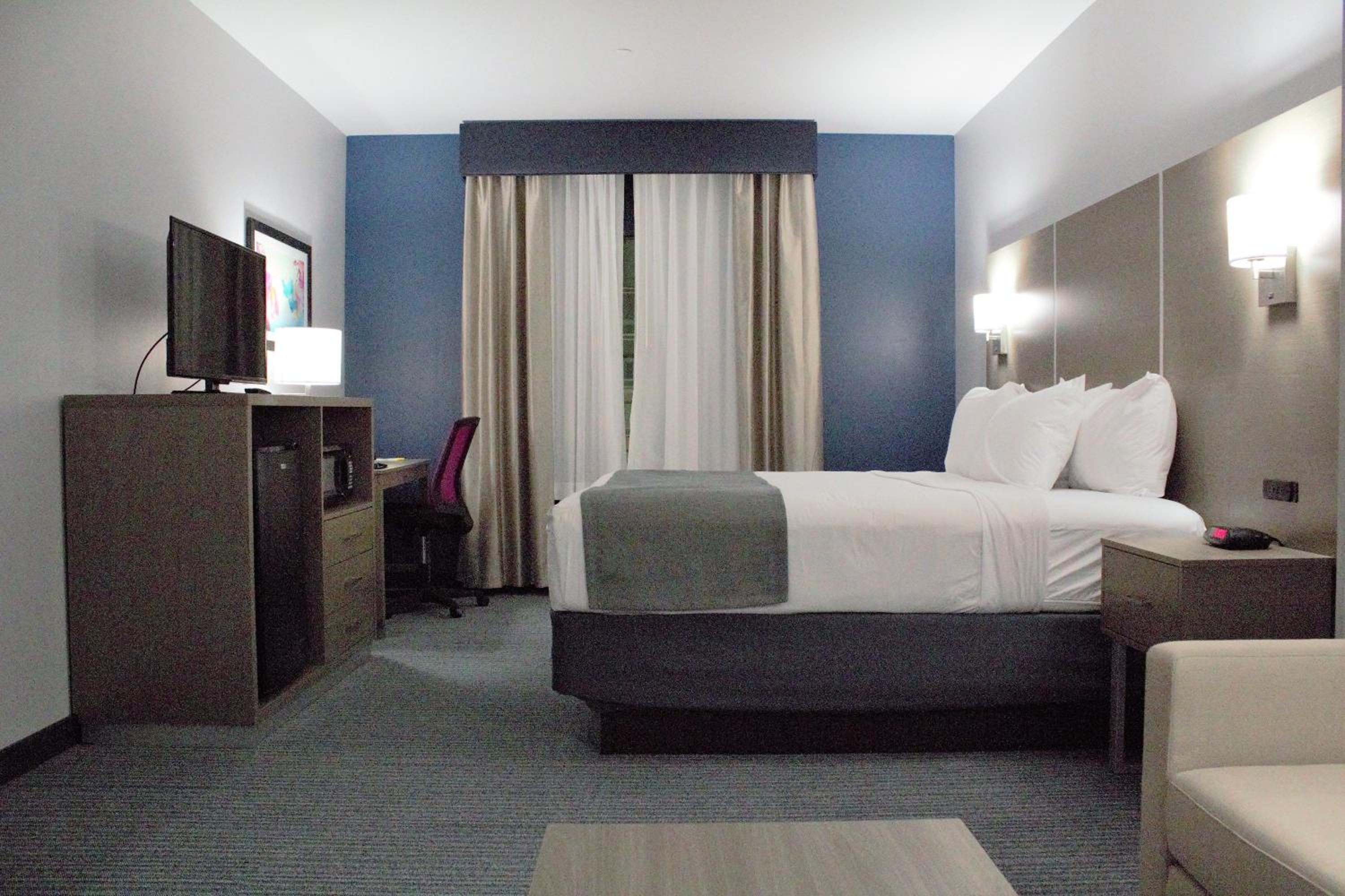 Days Inn & Suites by Wyndham Houston NW Cypress, 사진 7