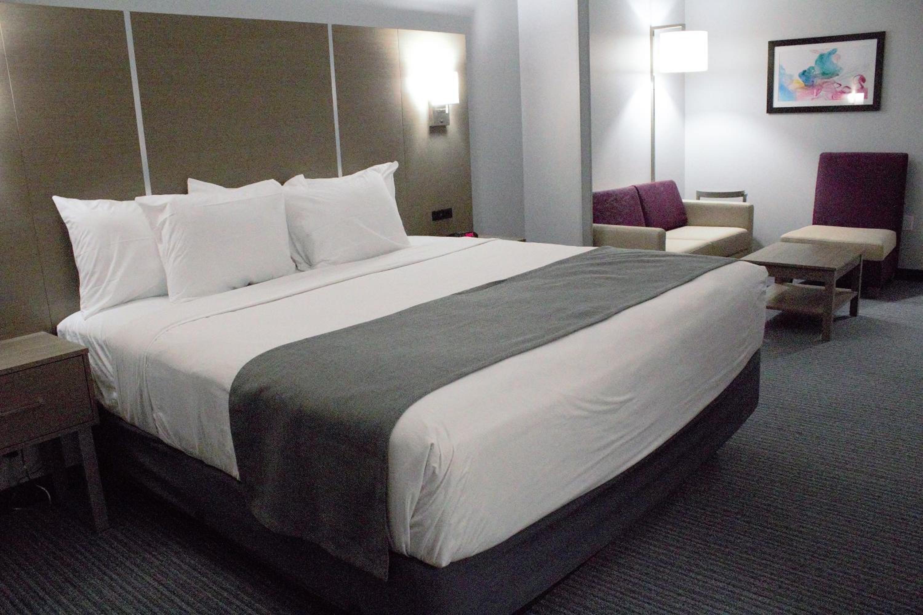 Days Inn & Suites by Wyndham Houston NW Cypress, 사진 9