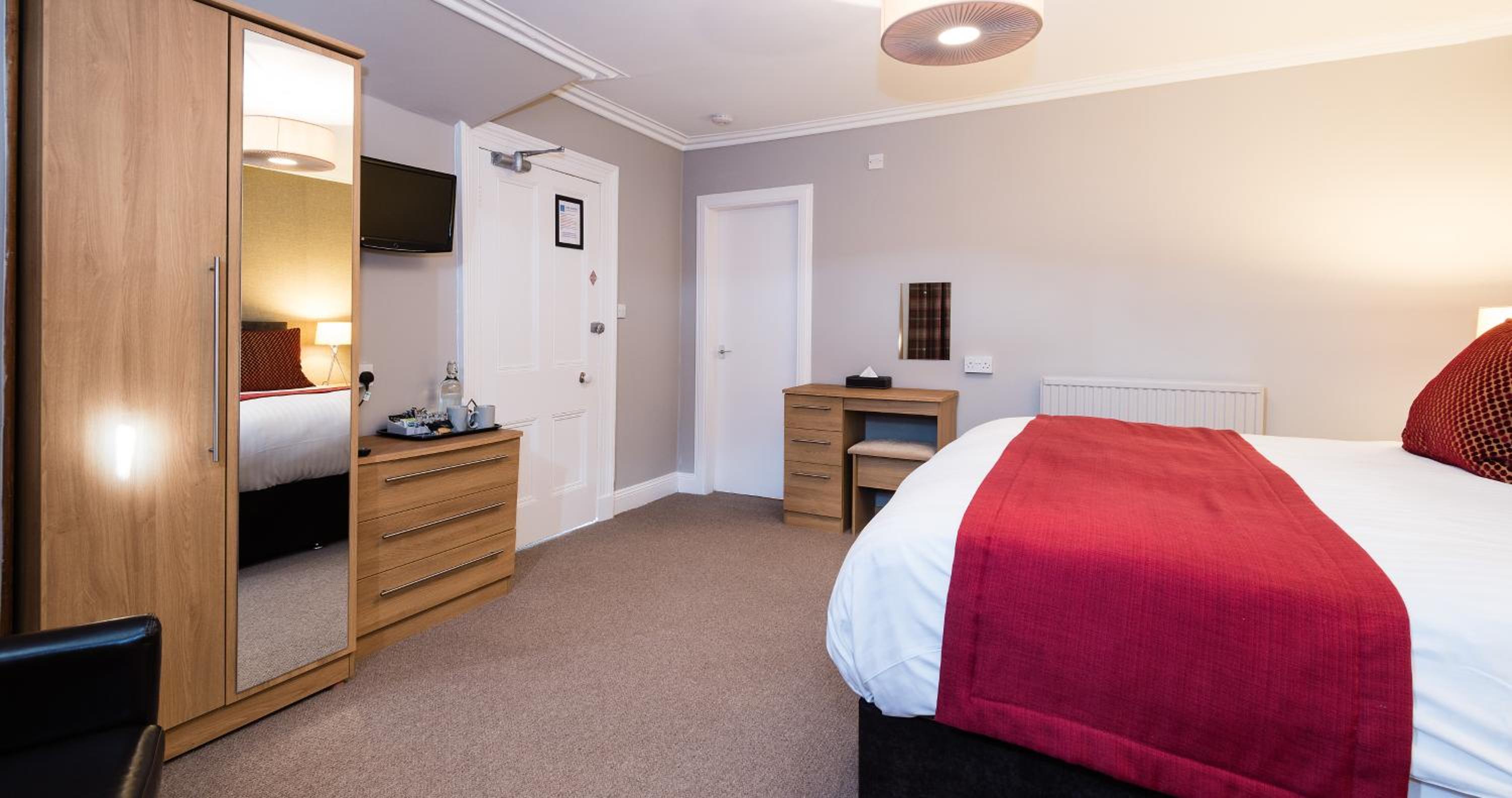 King Room with Garden View photo 3