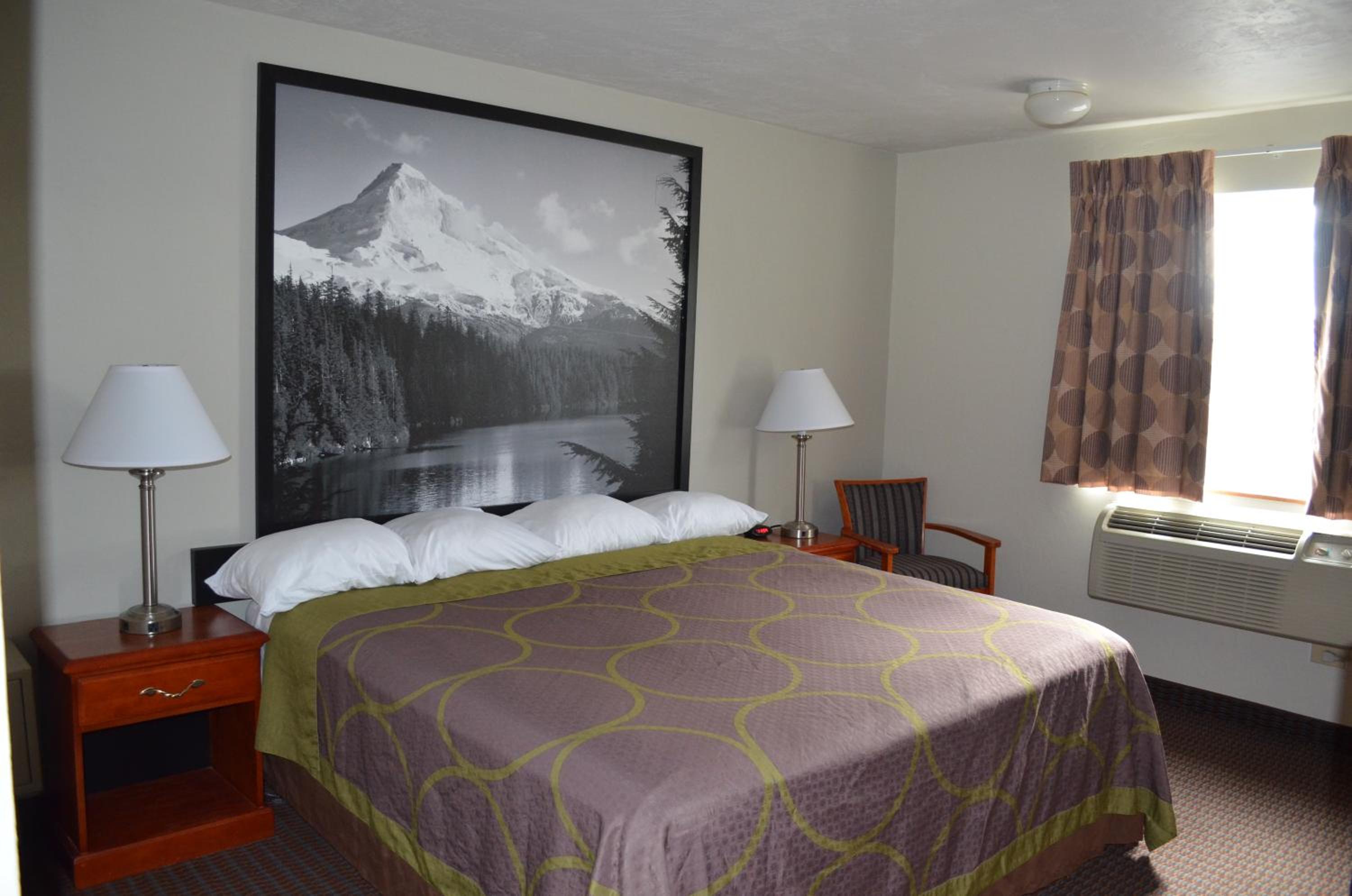 King Room - Non-Smoking photo 3