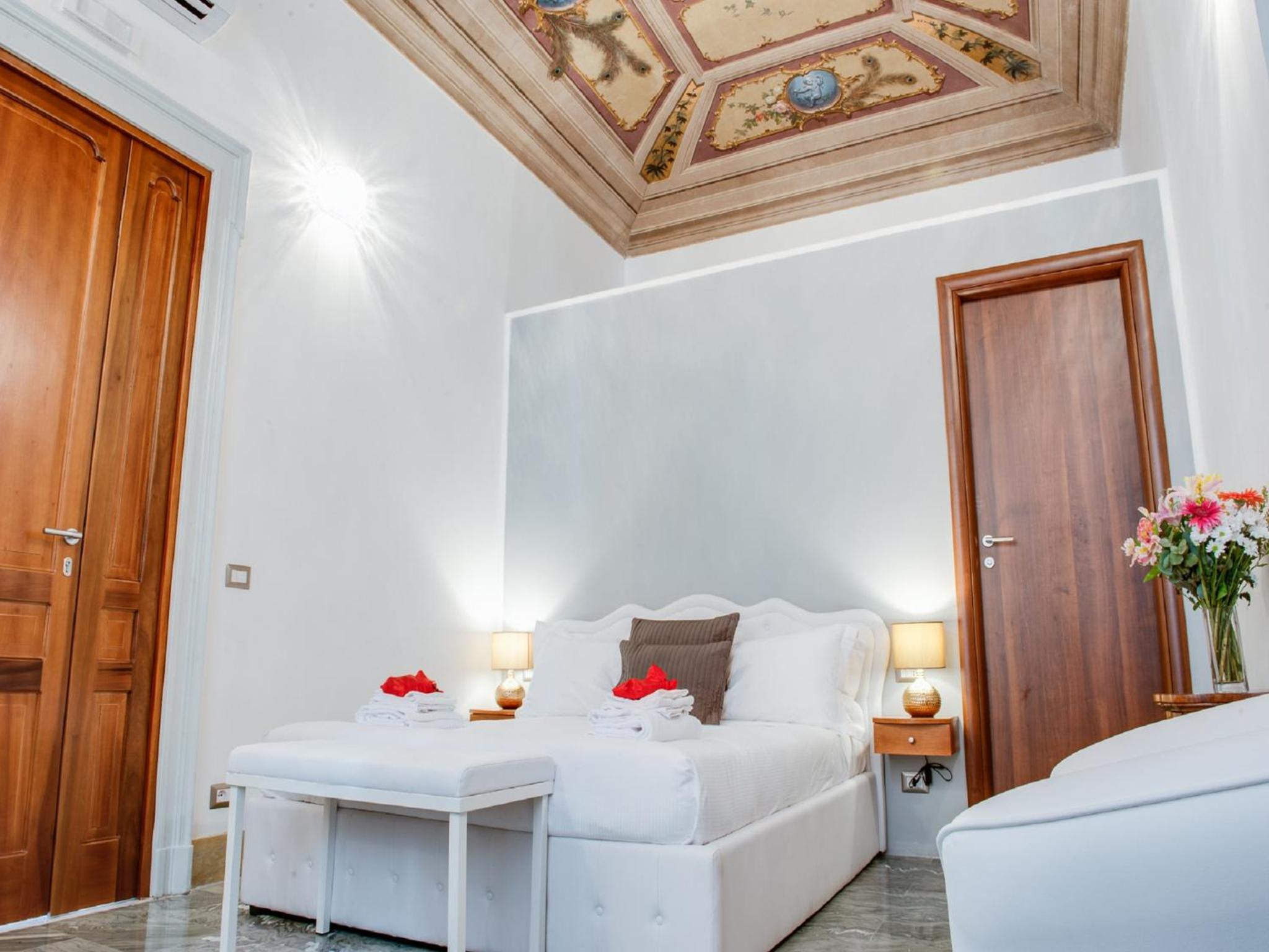 Deluxe Double Room photo 3