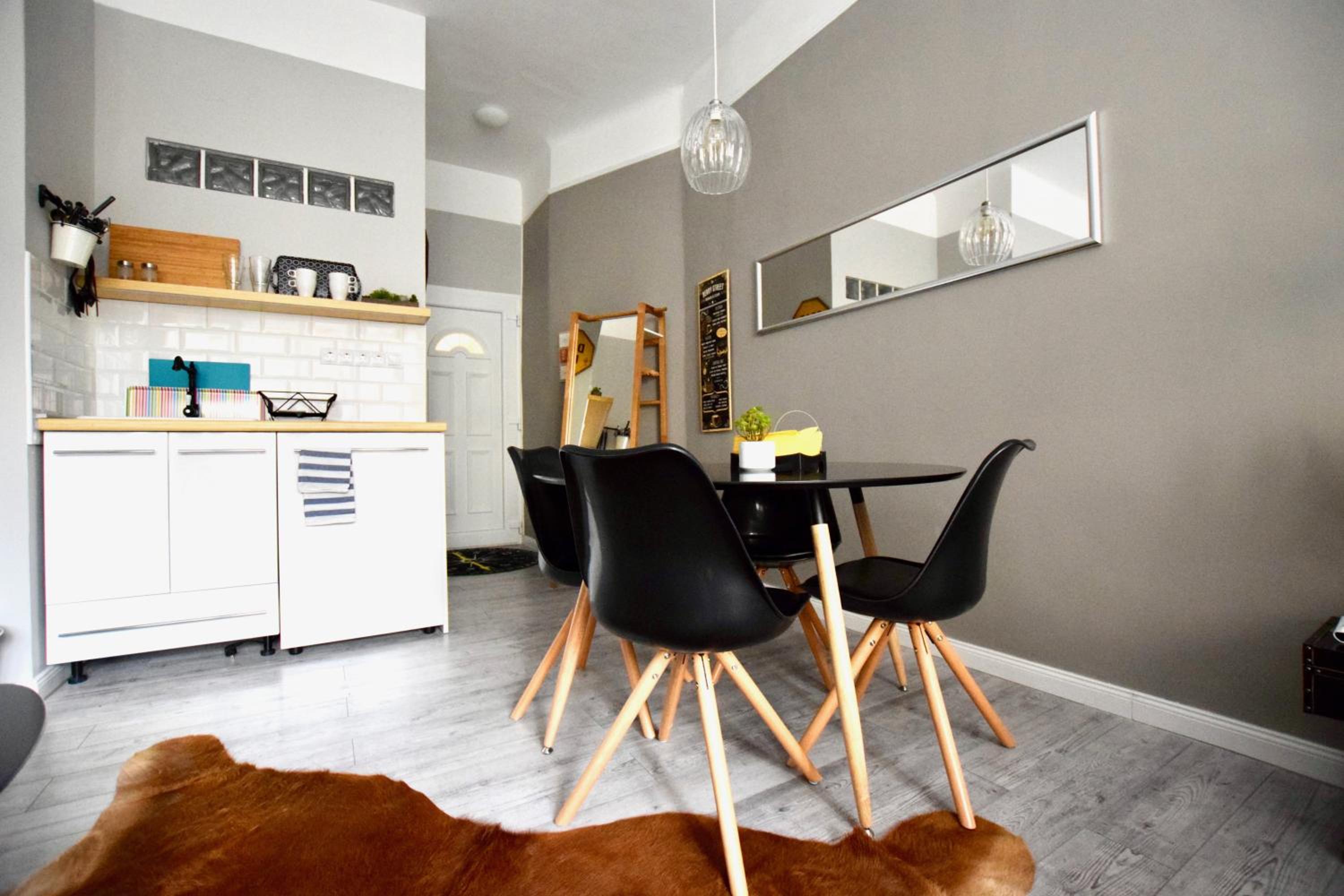 Studio Apartment - Photo 10