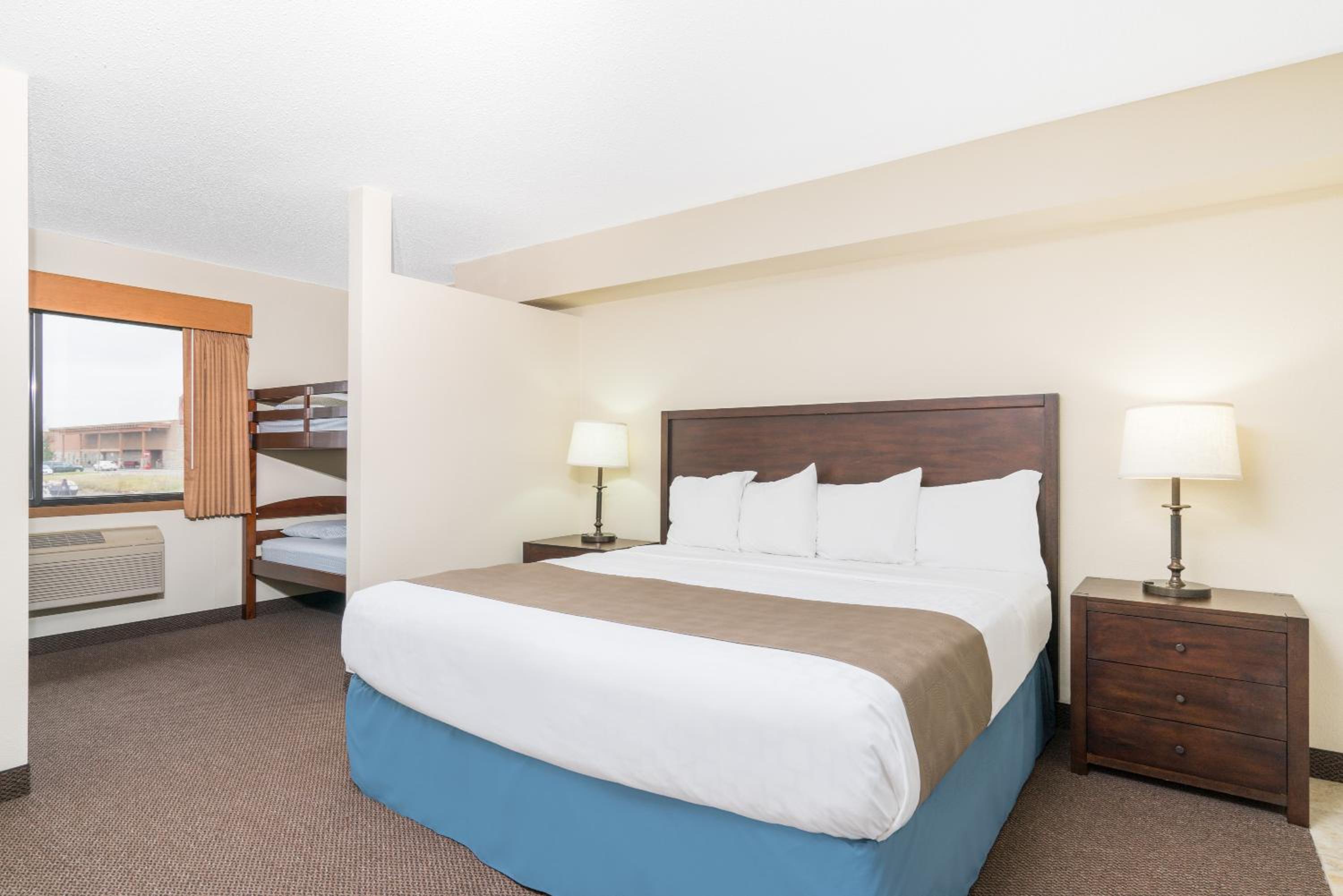 Two-Bedroom Suite with One King and One Double Bed with Sofa Bed - Non-Smoking