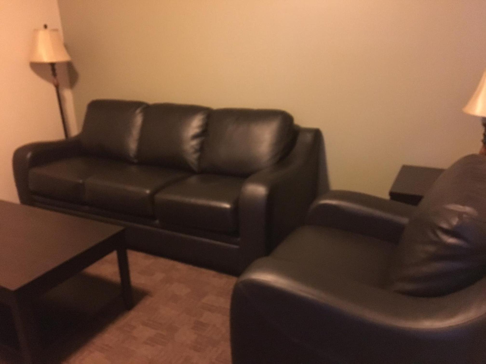 Two-Bedroom Suite - Photo 2