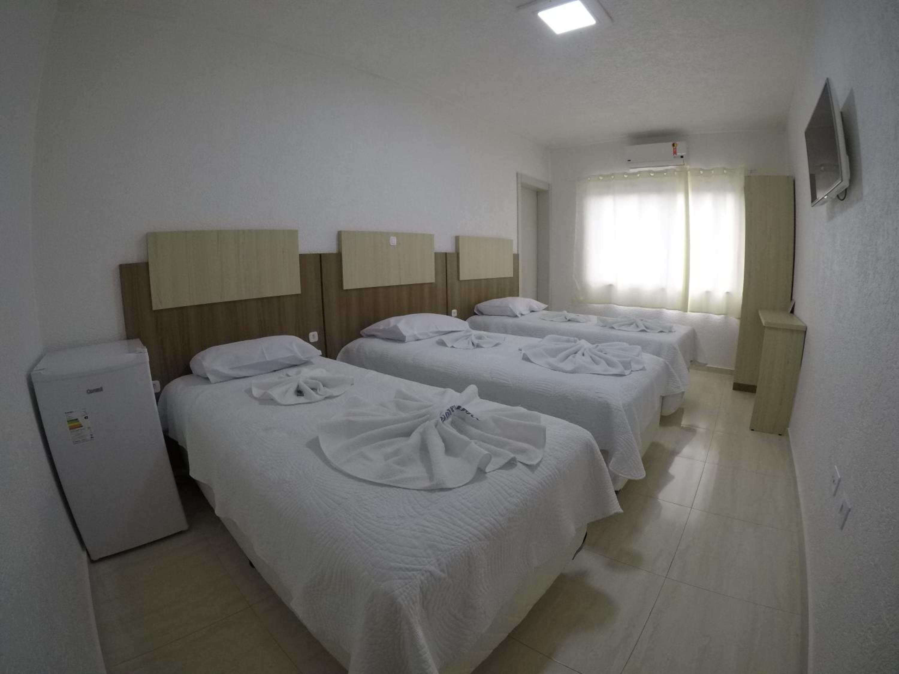 Classic Triple Room - Photo 1