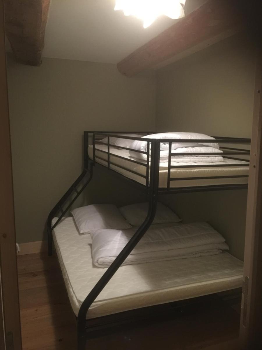 Two-Bedroom Apartment - Le Poulailler photo 2