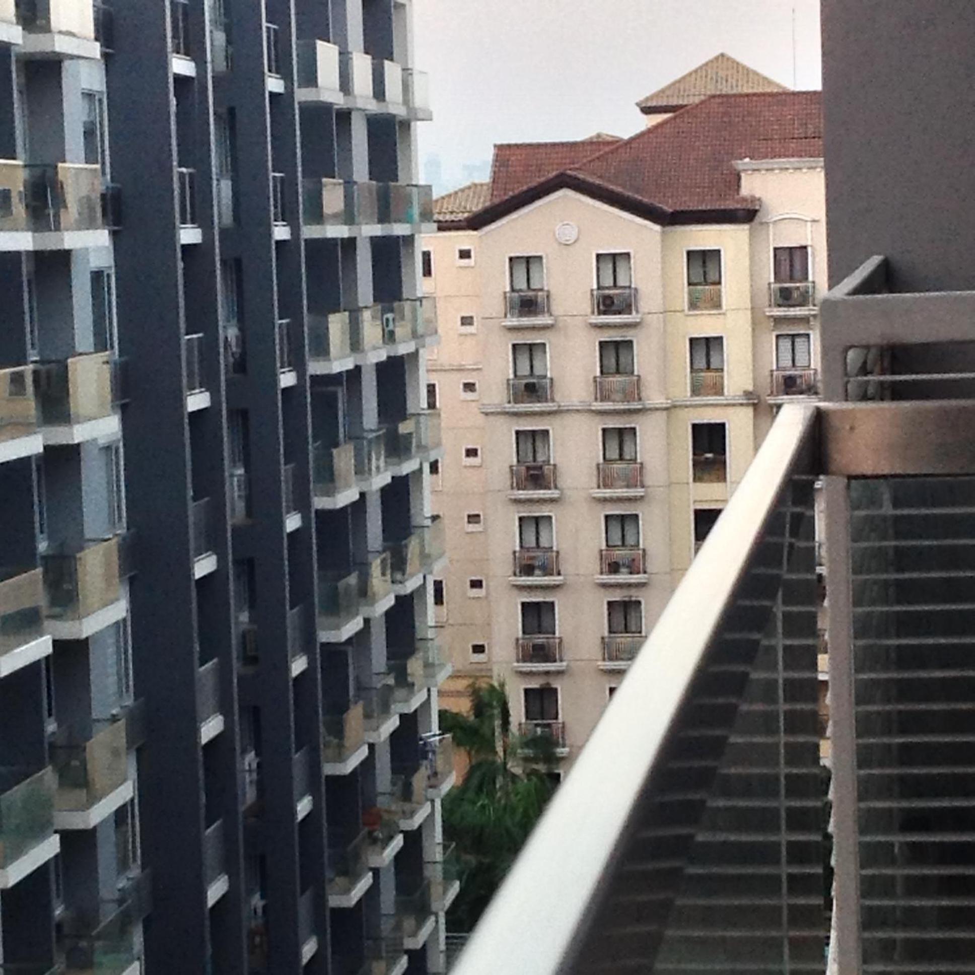Studio with Balcony - Photo 10