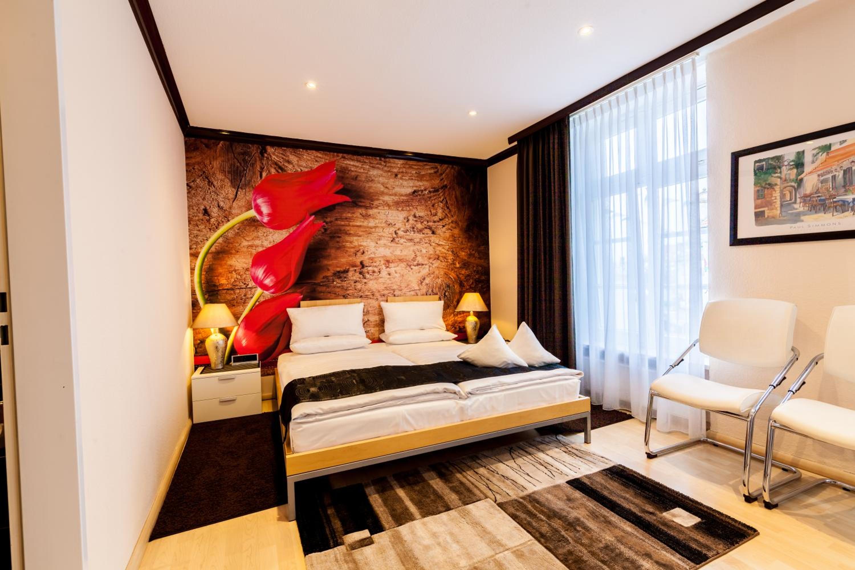 Economy Double Room - Photo 4