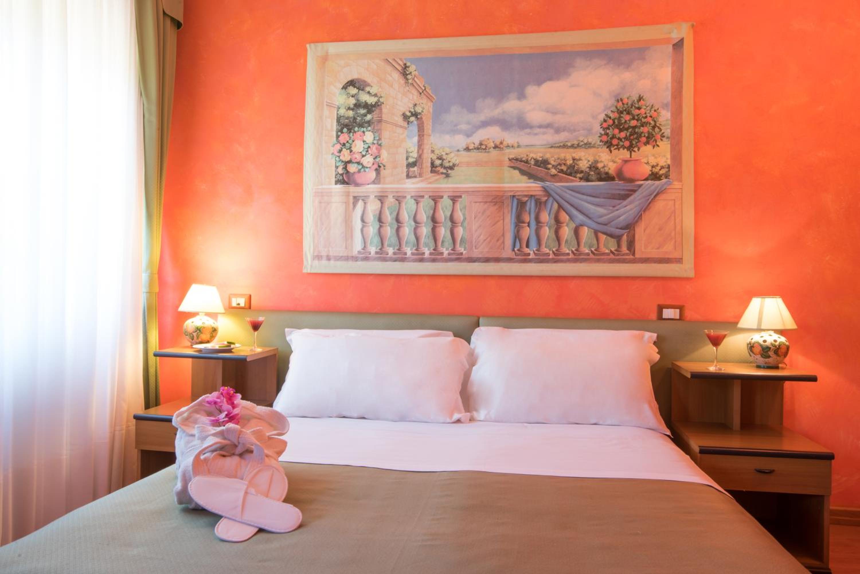 Double or Twin Room with Spa Access photo 1