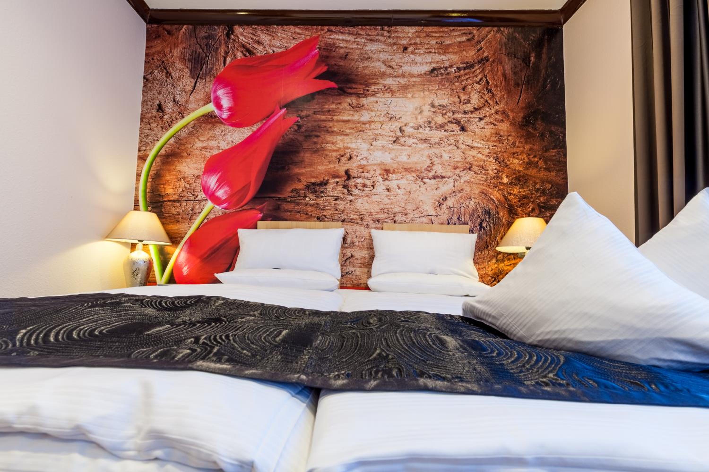Economy Double Room - Photo 1