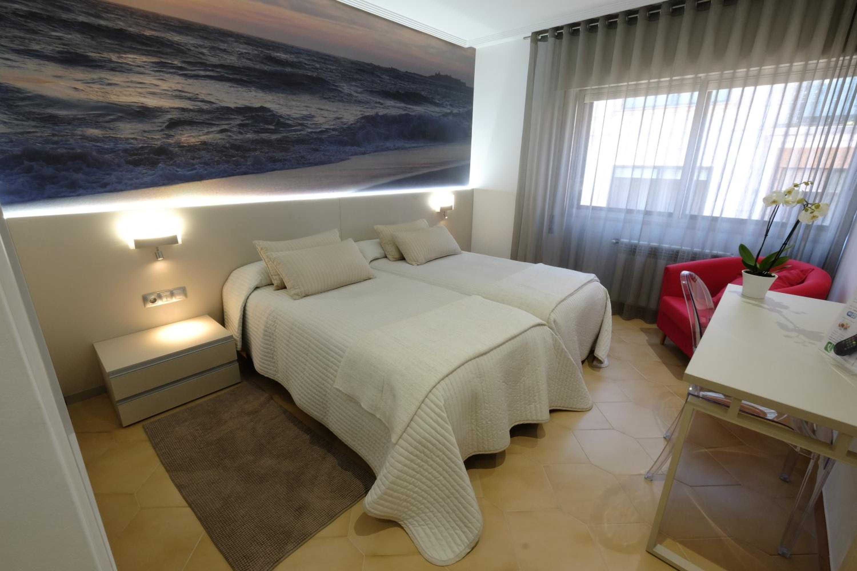 Double or Twin Room photo 3