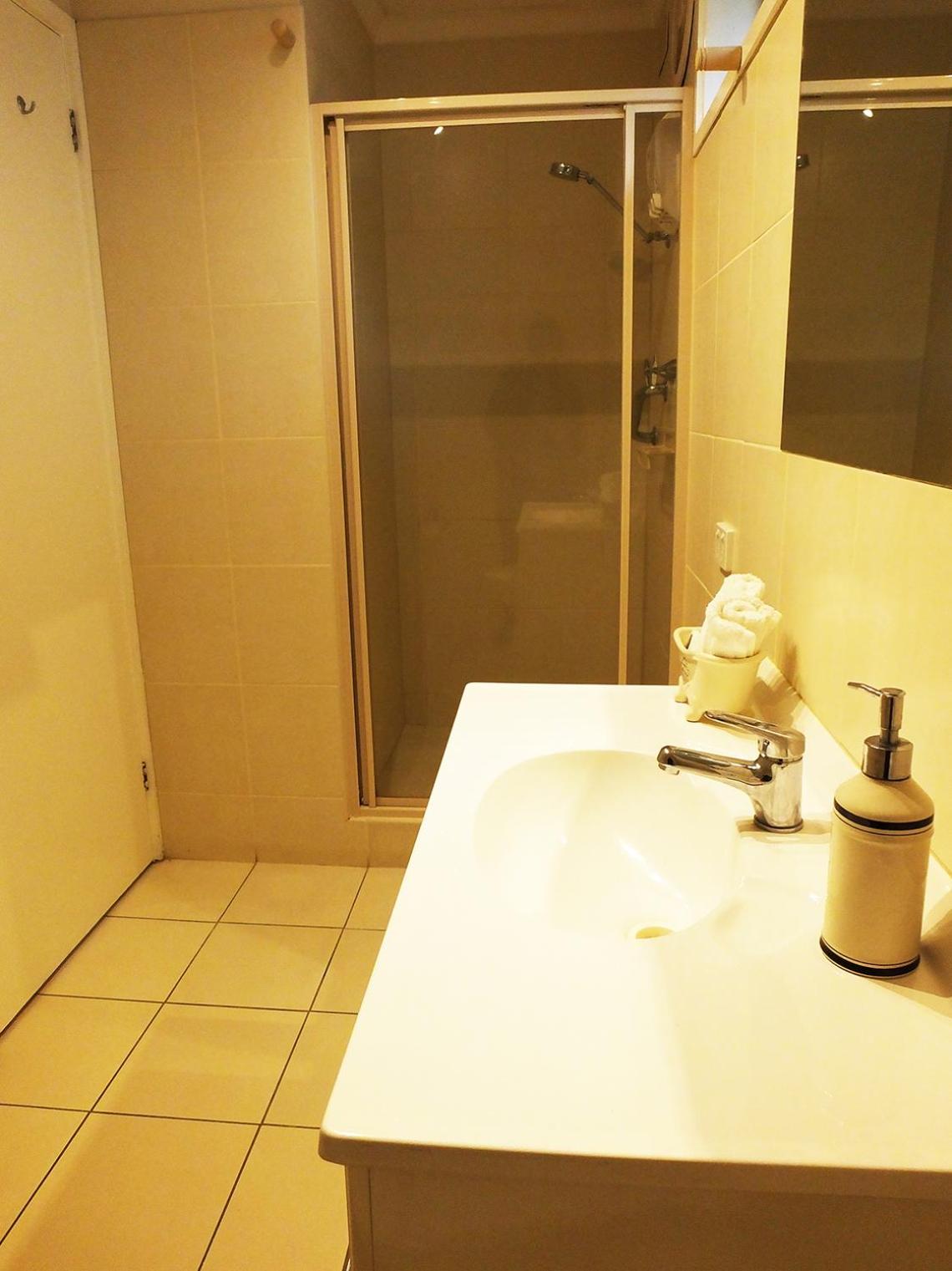 Premium King Room - Toorak Room - Photo 7