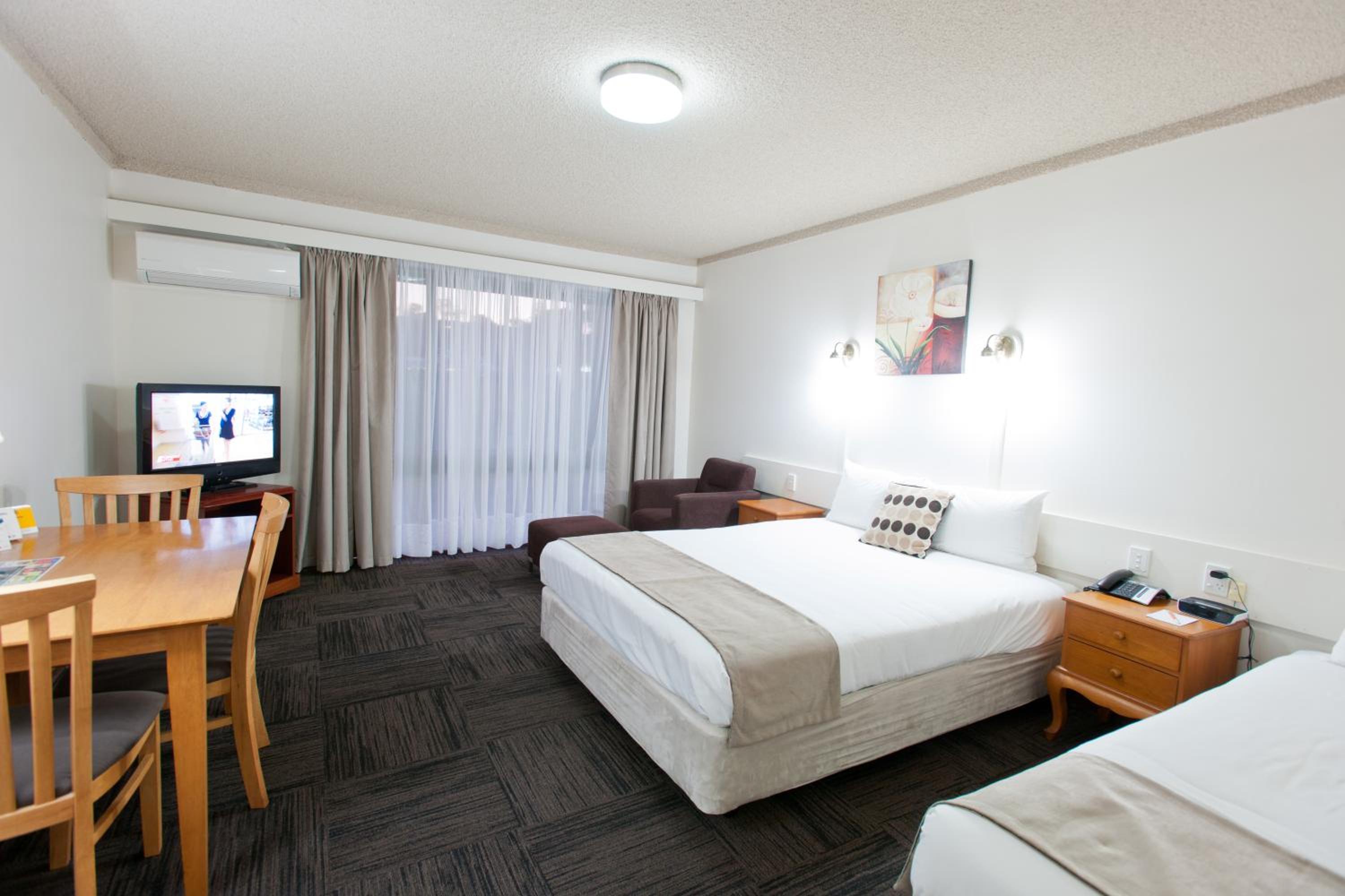 Superior Twin Room - Photo 1