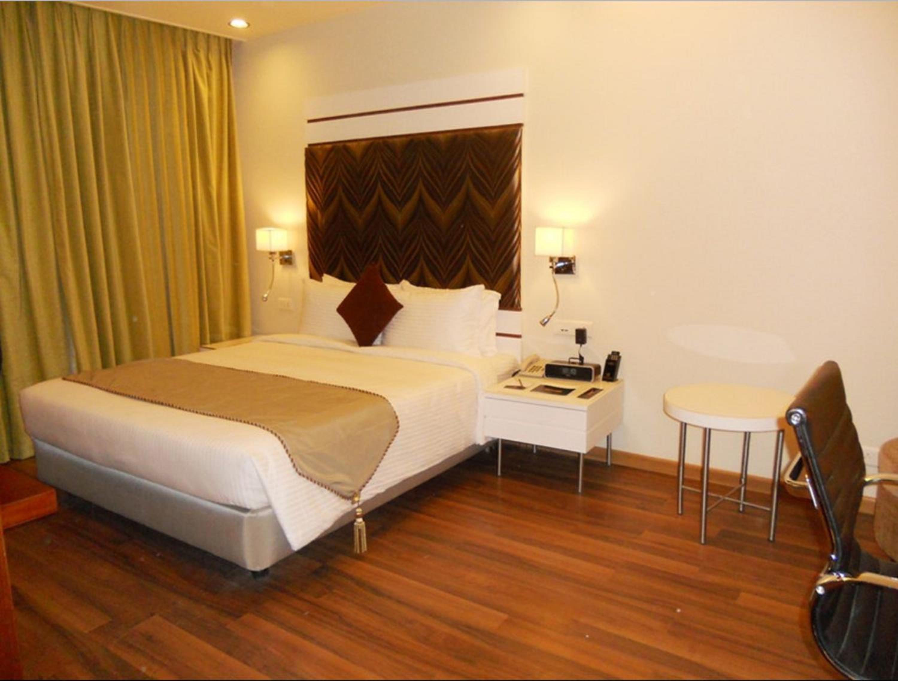 Club Room photo 2