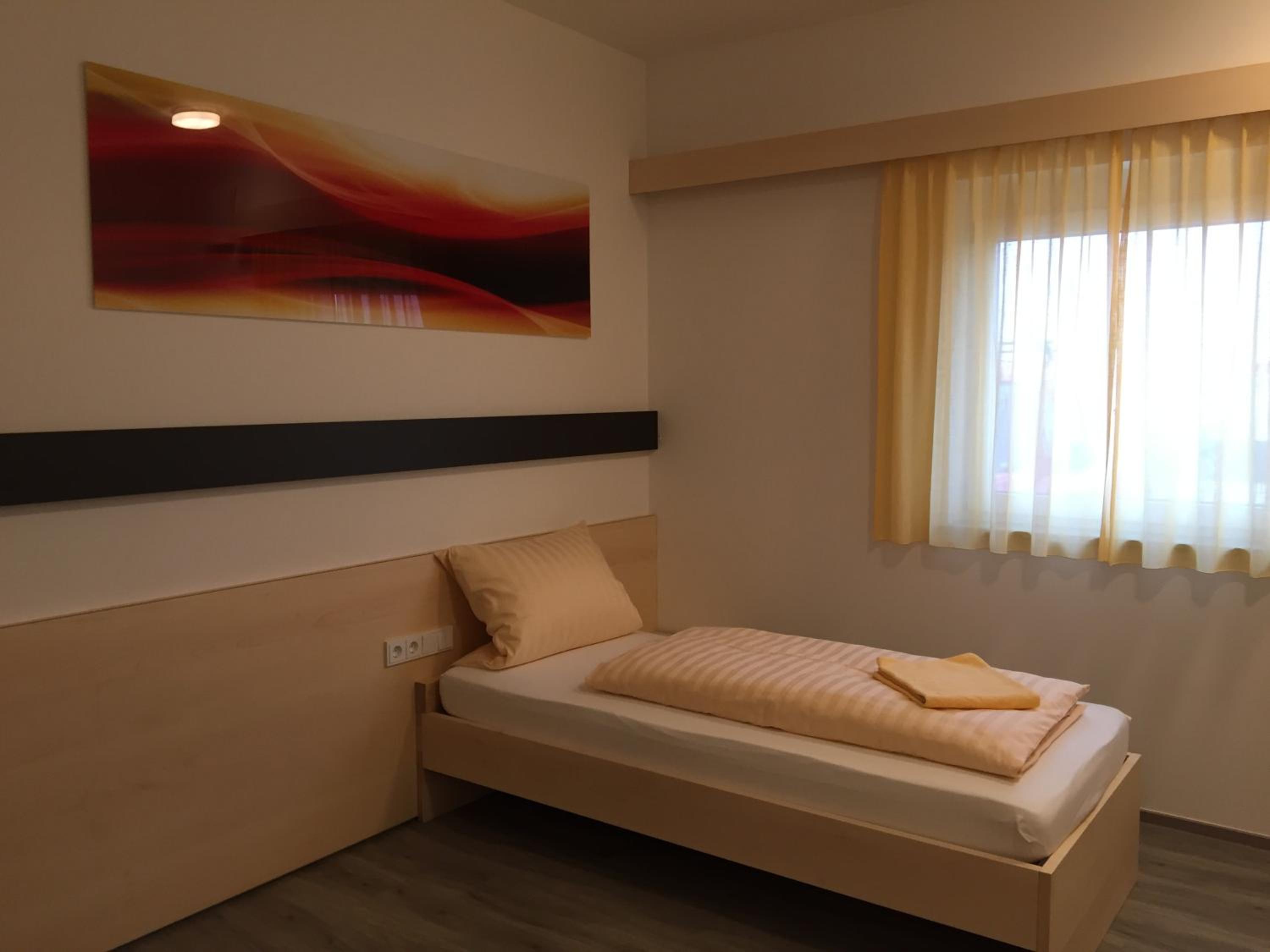 Single Room photo 3