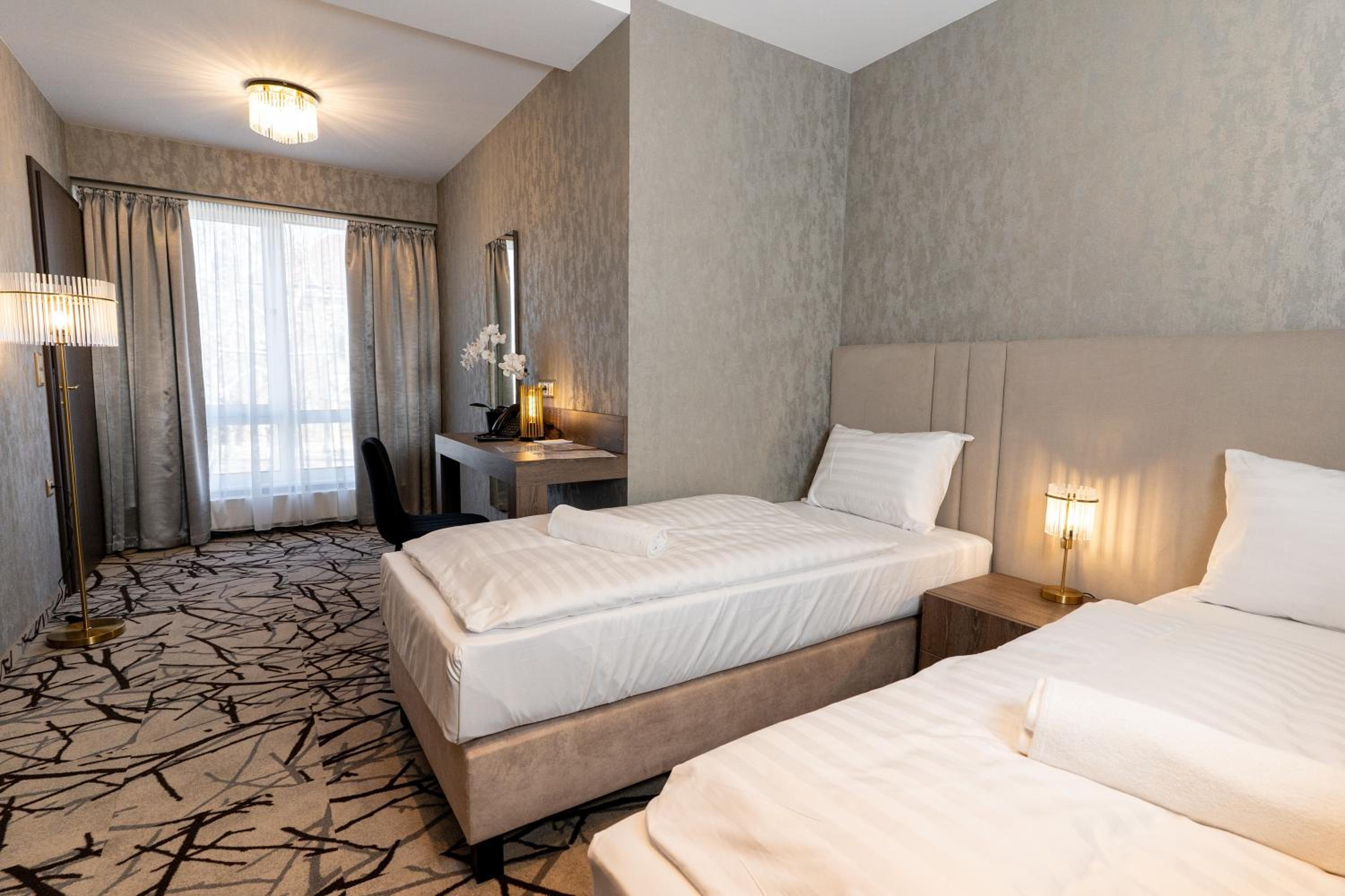 Business Twin Room