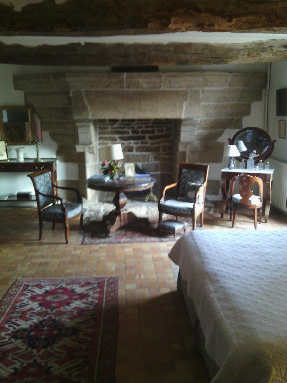 Large Double Room photo 2