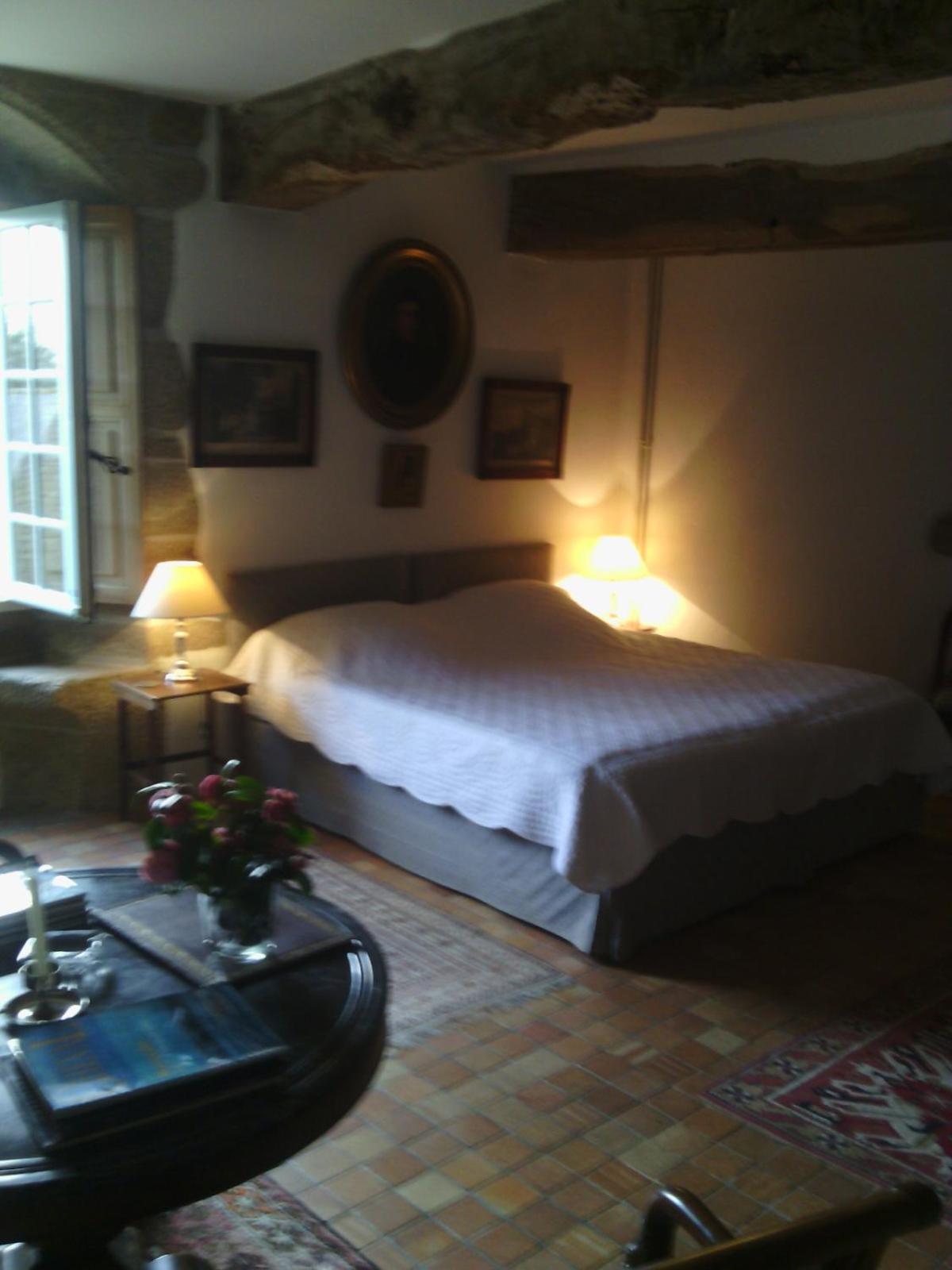 Large Double Room photo 1