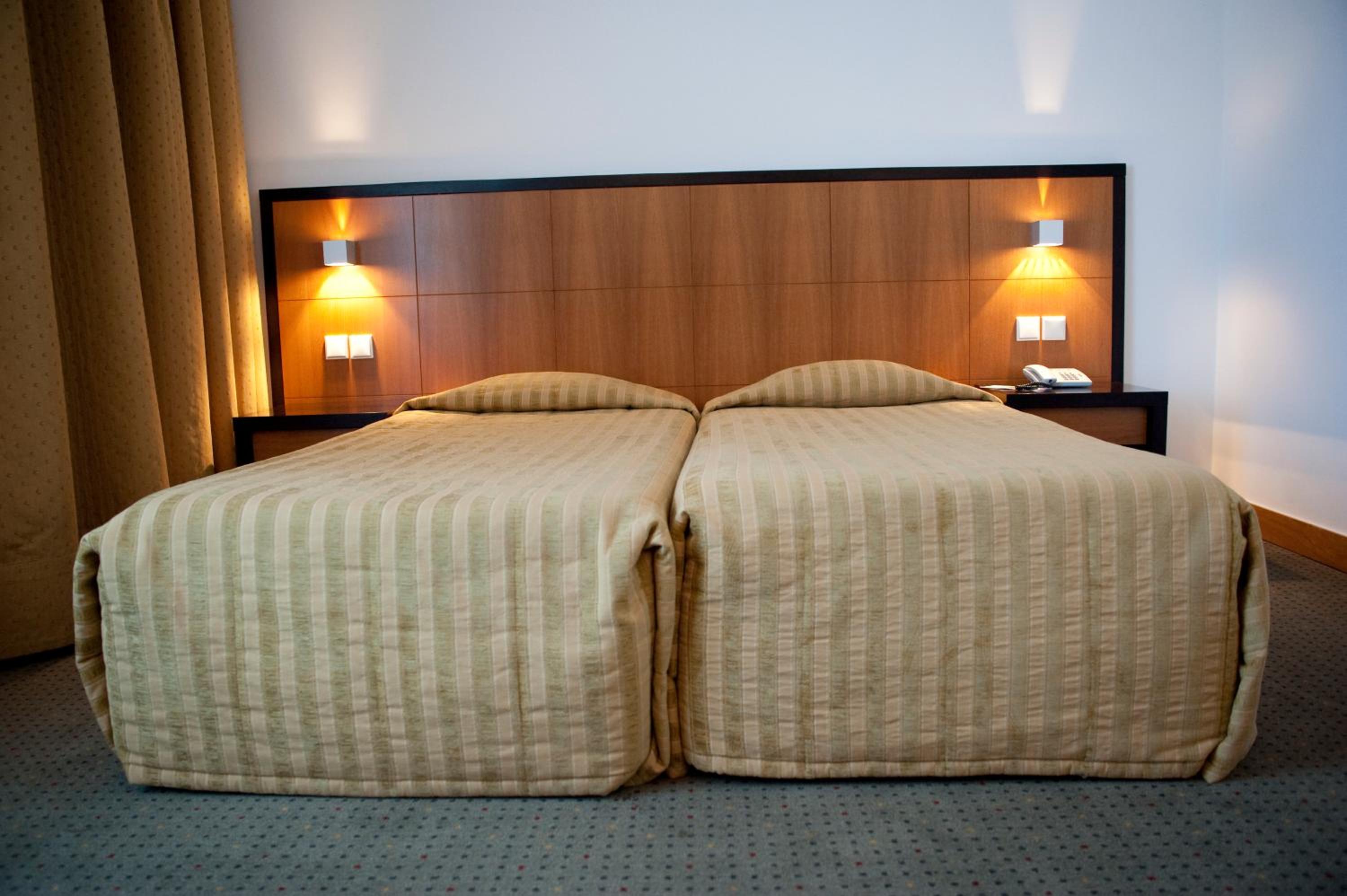 Twin Room - Photo 1