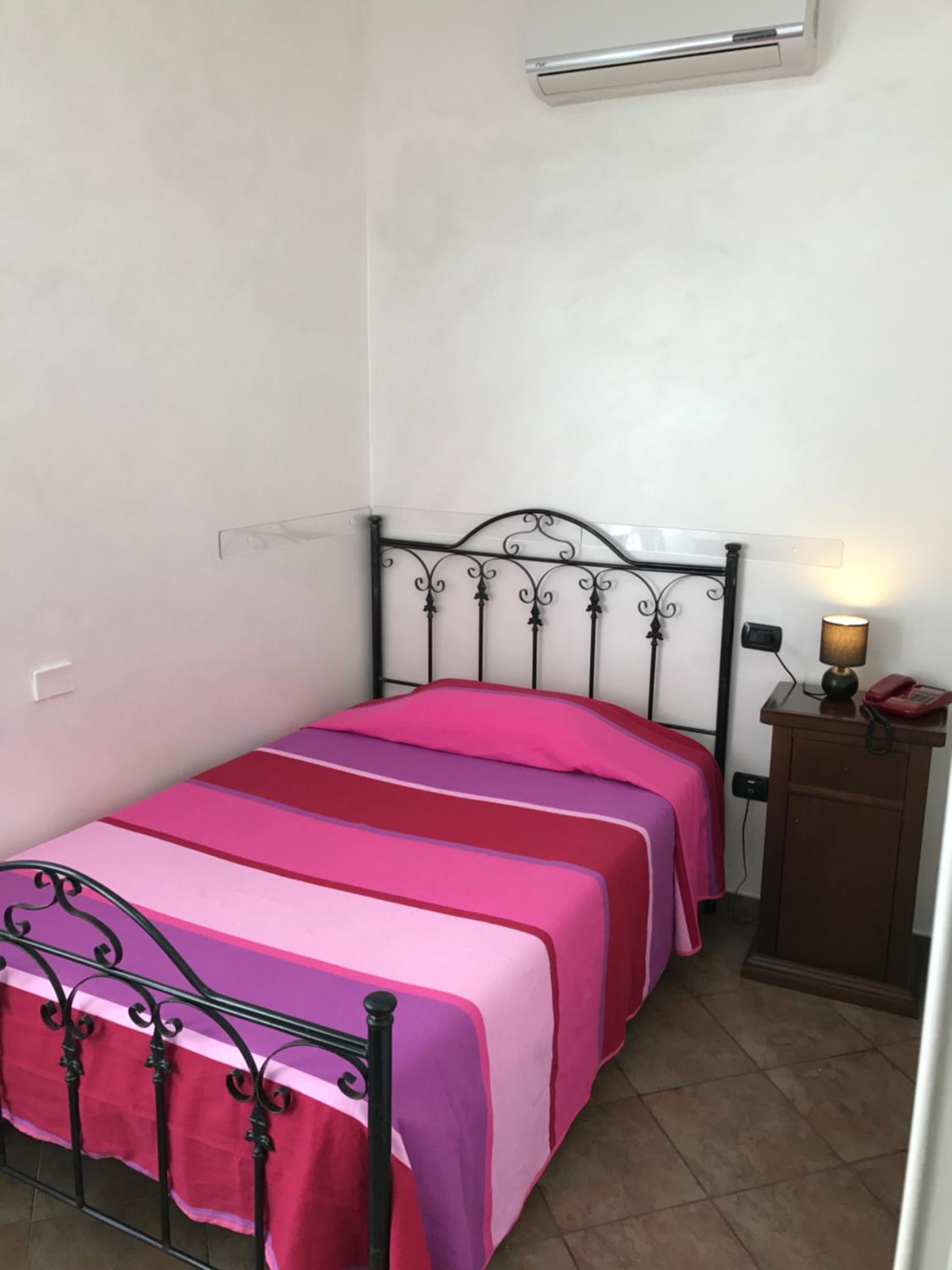 Double or Twin Room photo 3