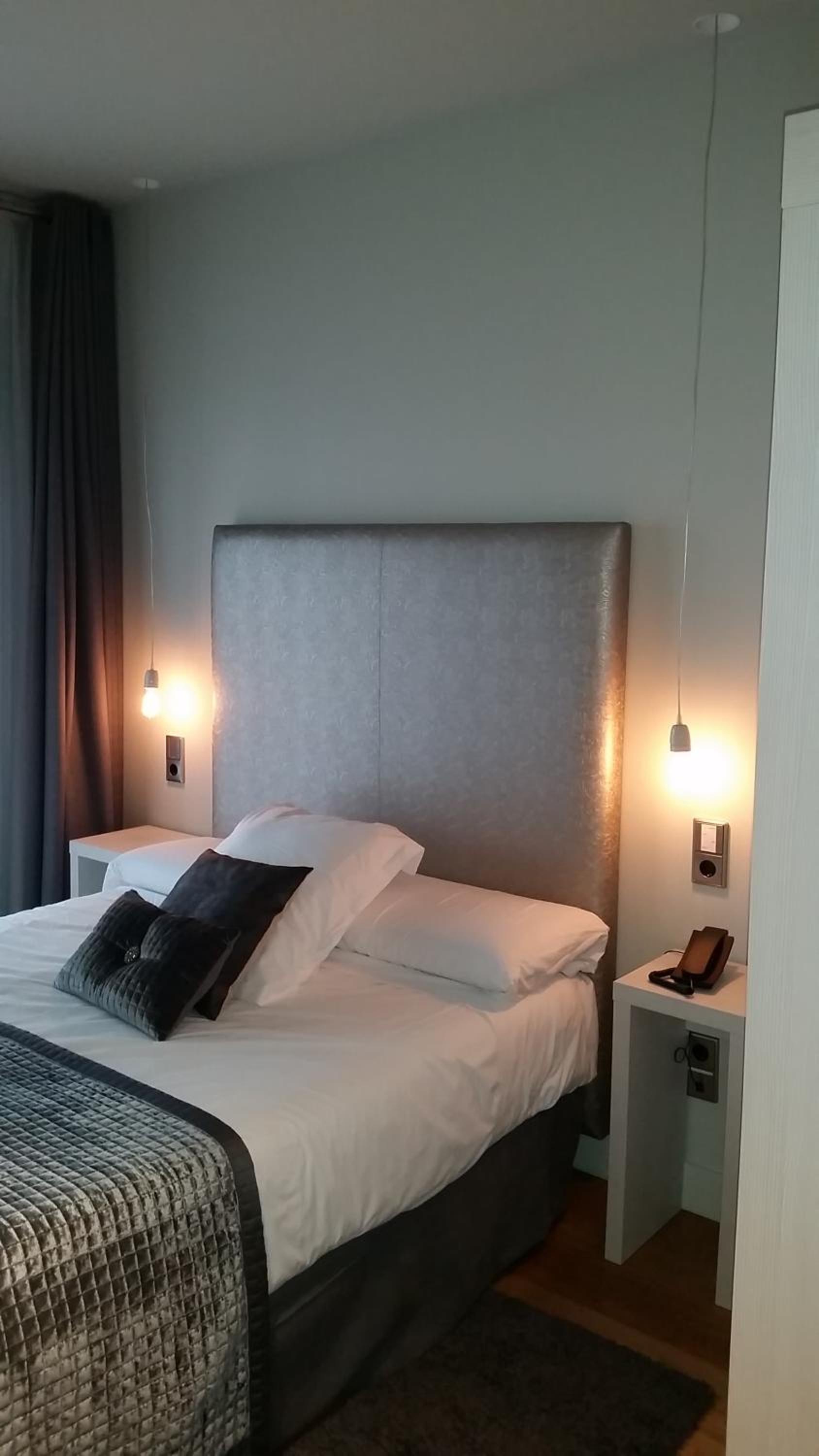 Double or Twin Room - Photo 2